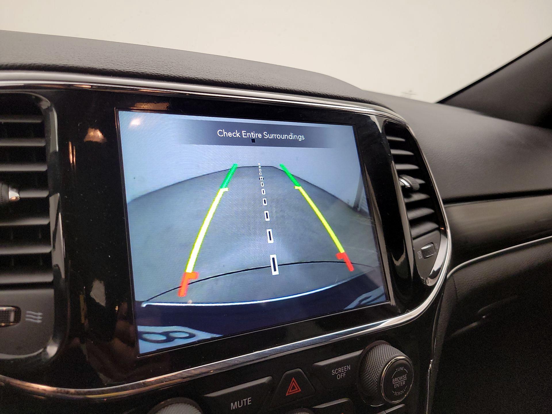 Thumbnail: 2021 Jeep Grand Cherokee - 13