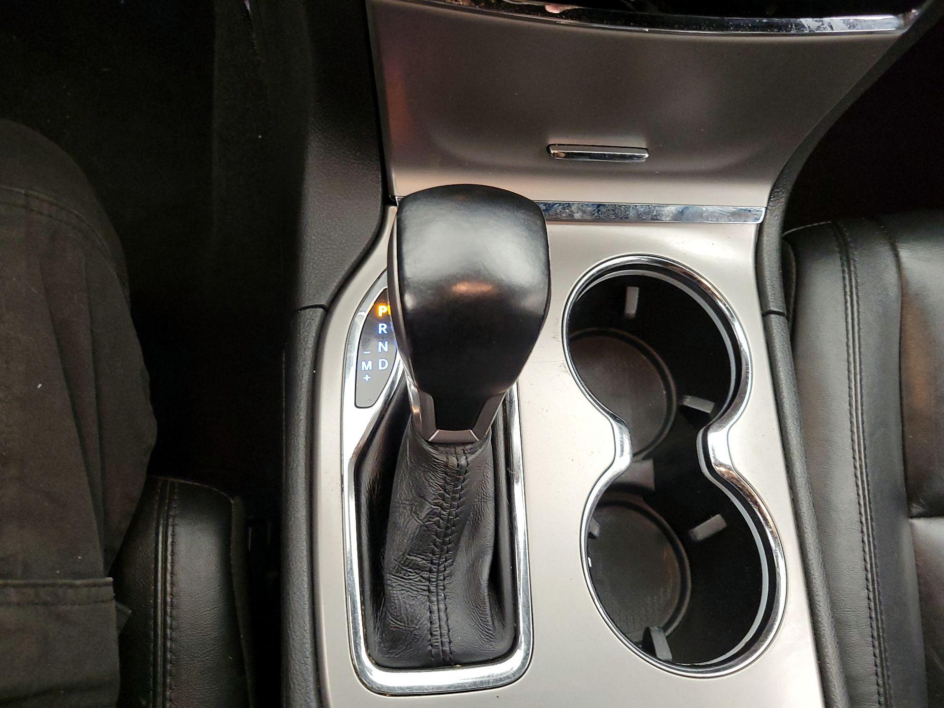 Thumbnail: 2021 Jeep Grand Cherokee - 16