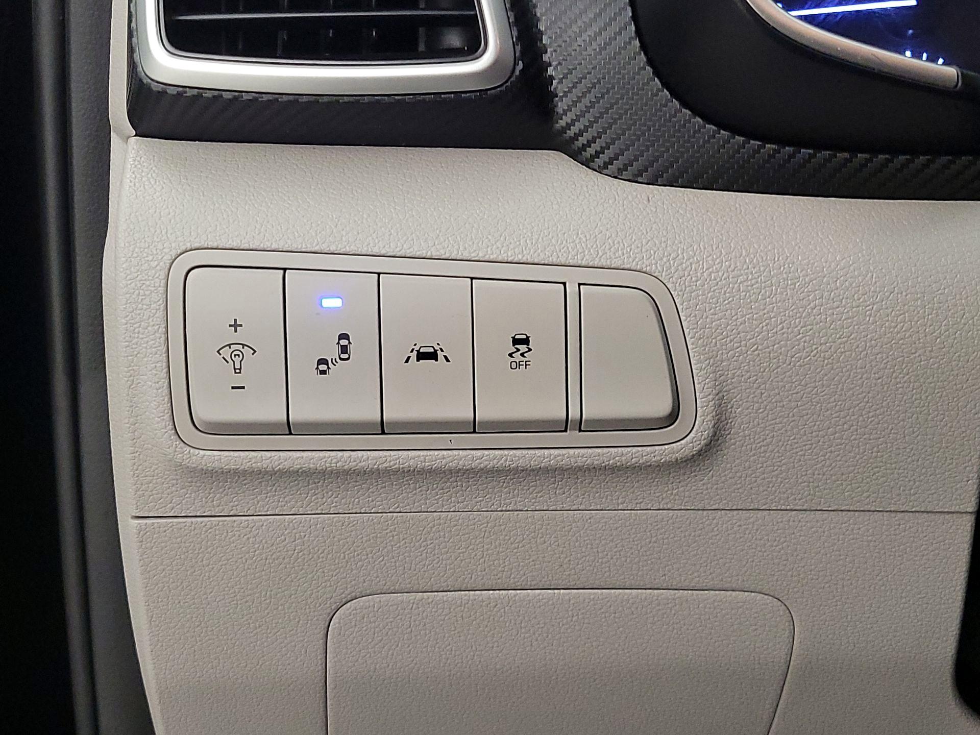 Thumbnail: 2020 Hyundai Tucson - 13