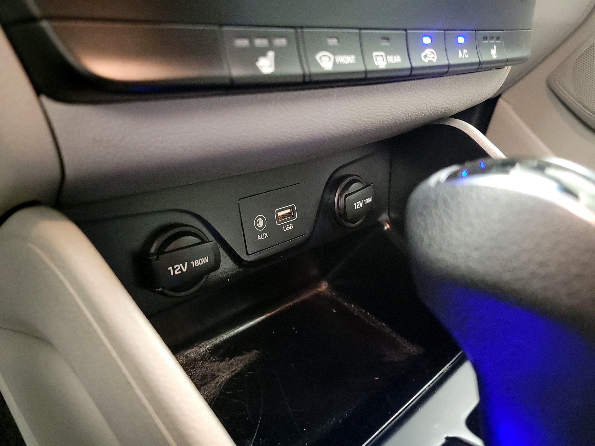 Thumbnail: 2020 Hyundai Tucson - 18