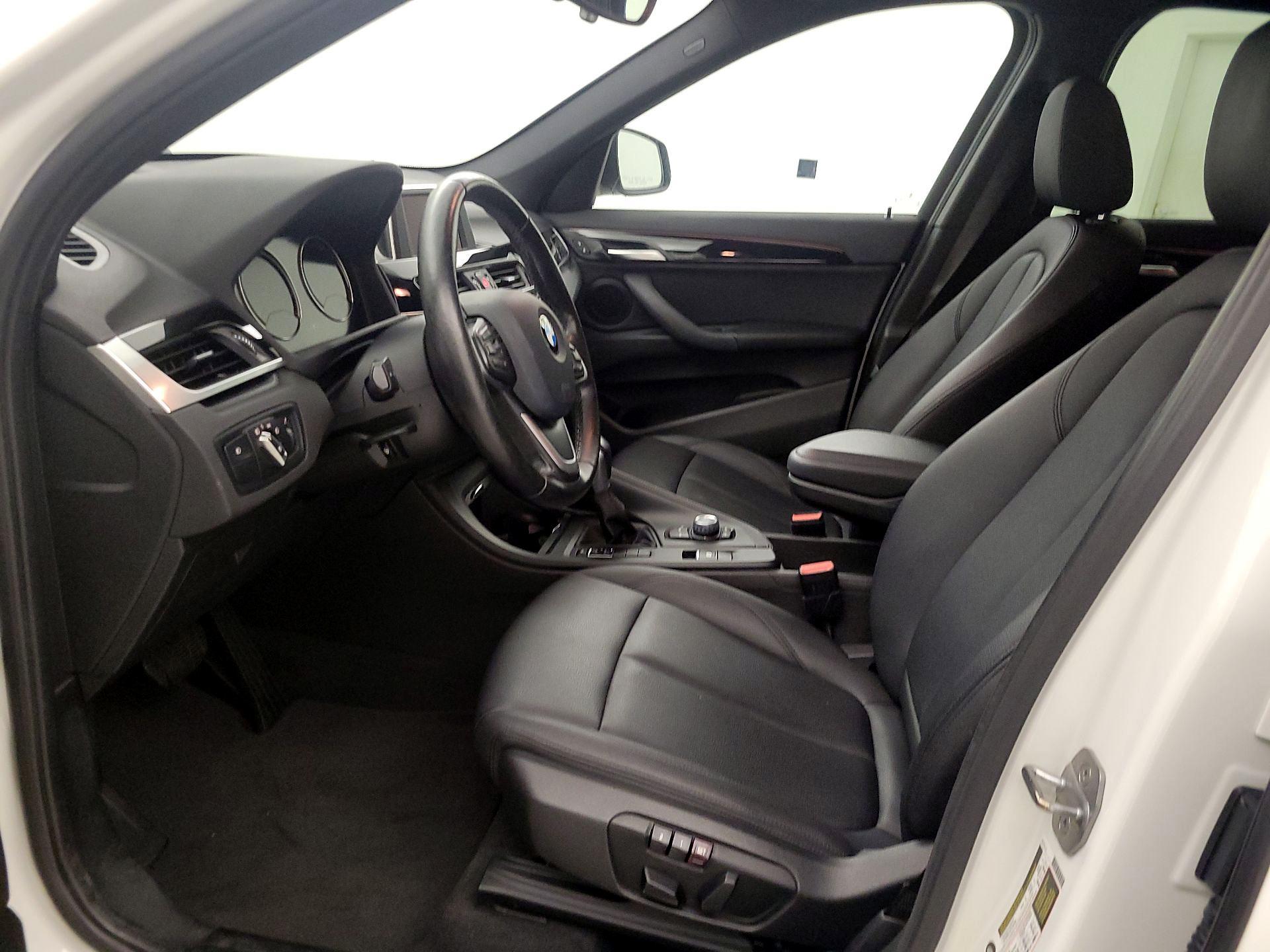 Thumbnail: 2018 BMW X1 - 11