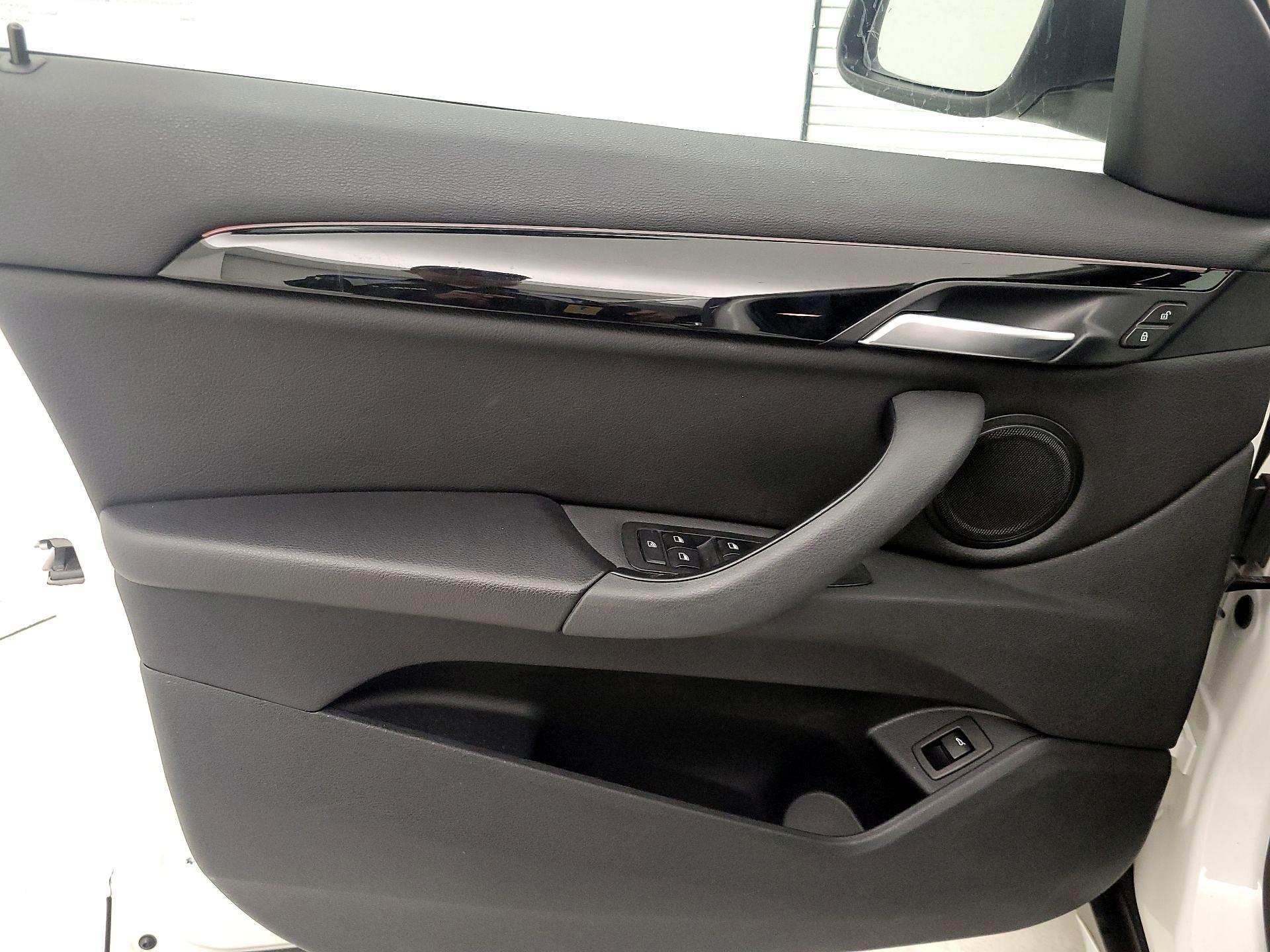 Thumbnail: 2018 BMW X1 - 12