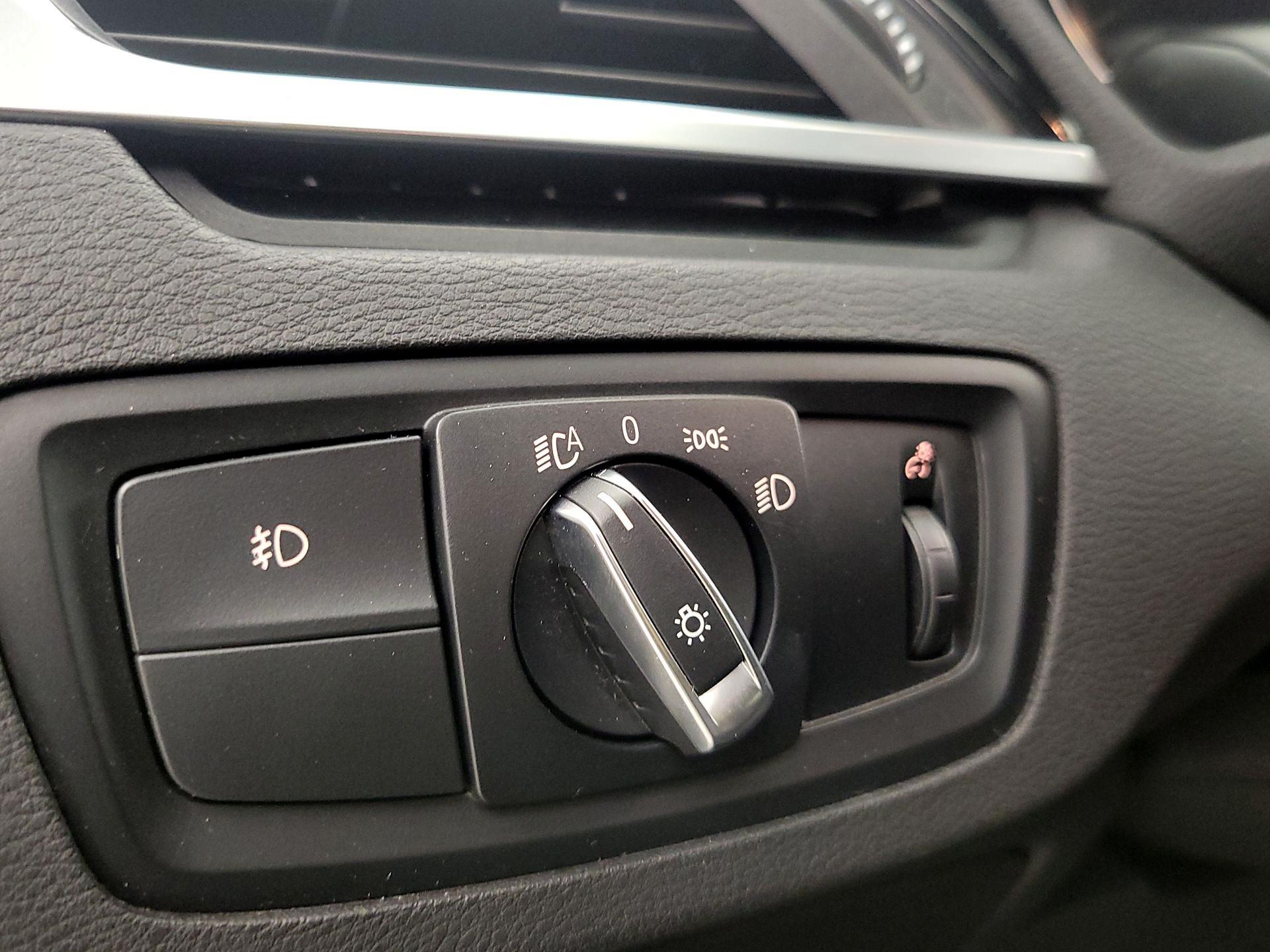 Thumbnail: 2018 BMW X1 - 13