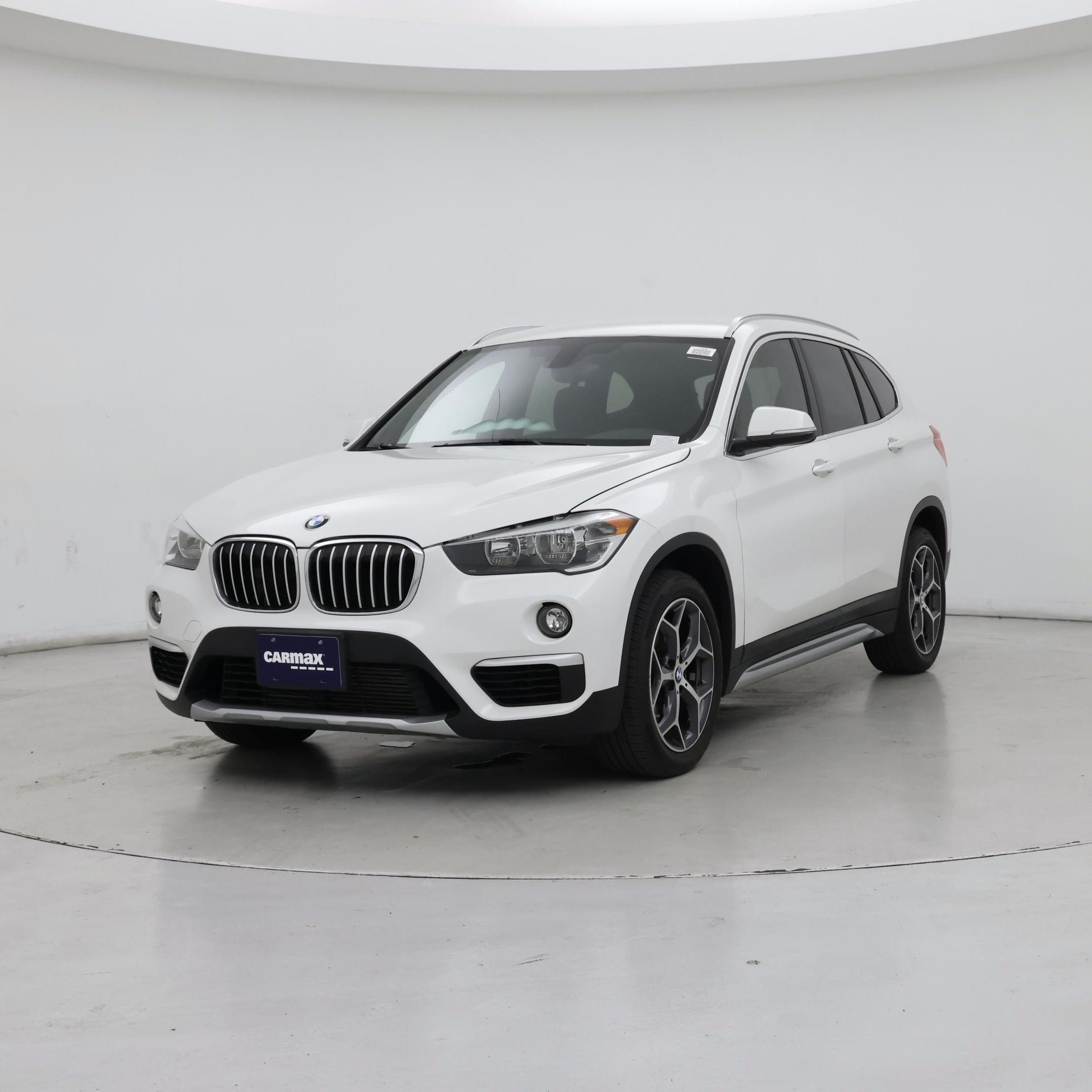 Thumbnail: 2018 BMW X1 - 4