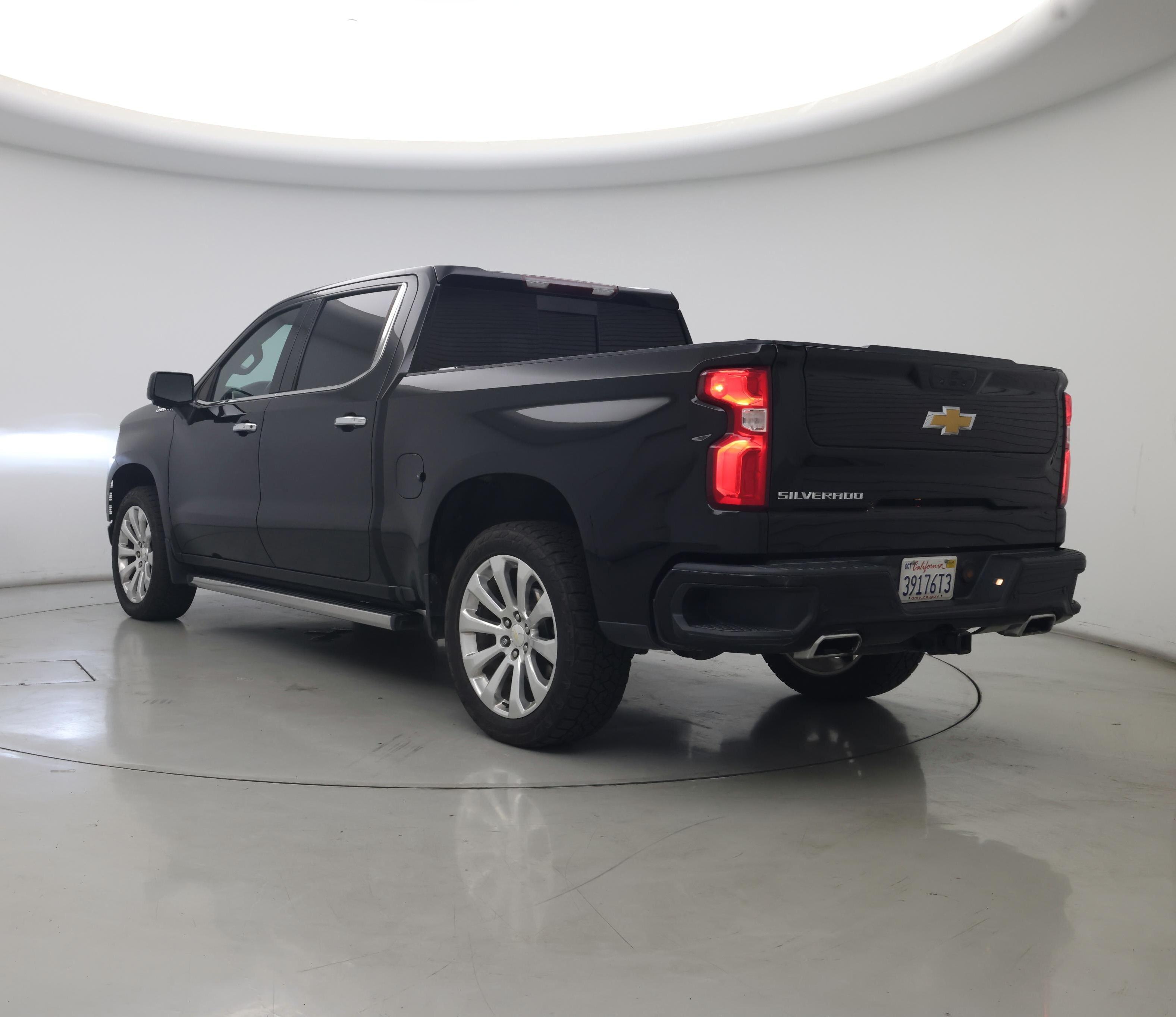 Thumbnail: 2021 Chevrolet Silverado 1500 - 2