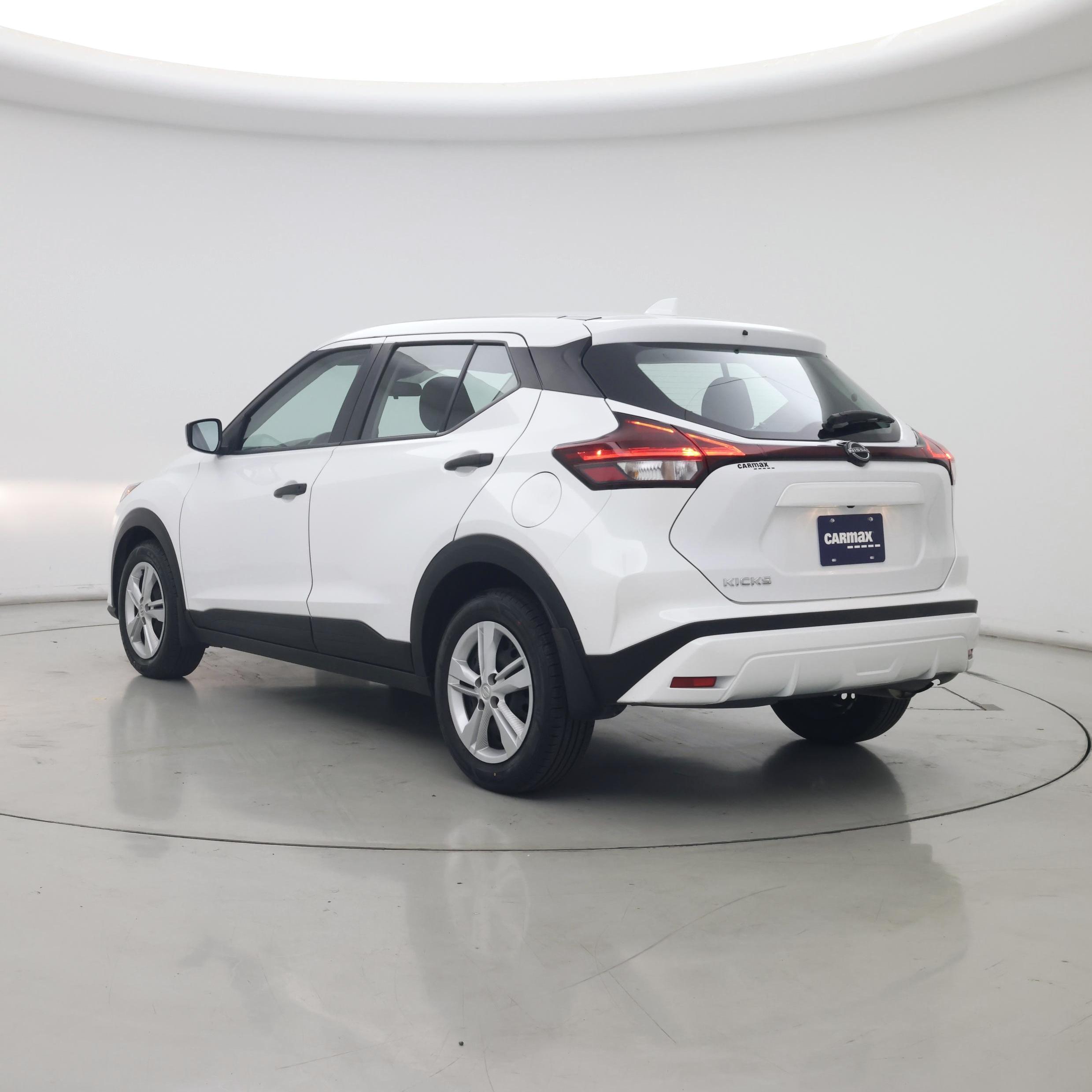 Thumbnail: 2024 Nissan Kicks - 2