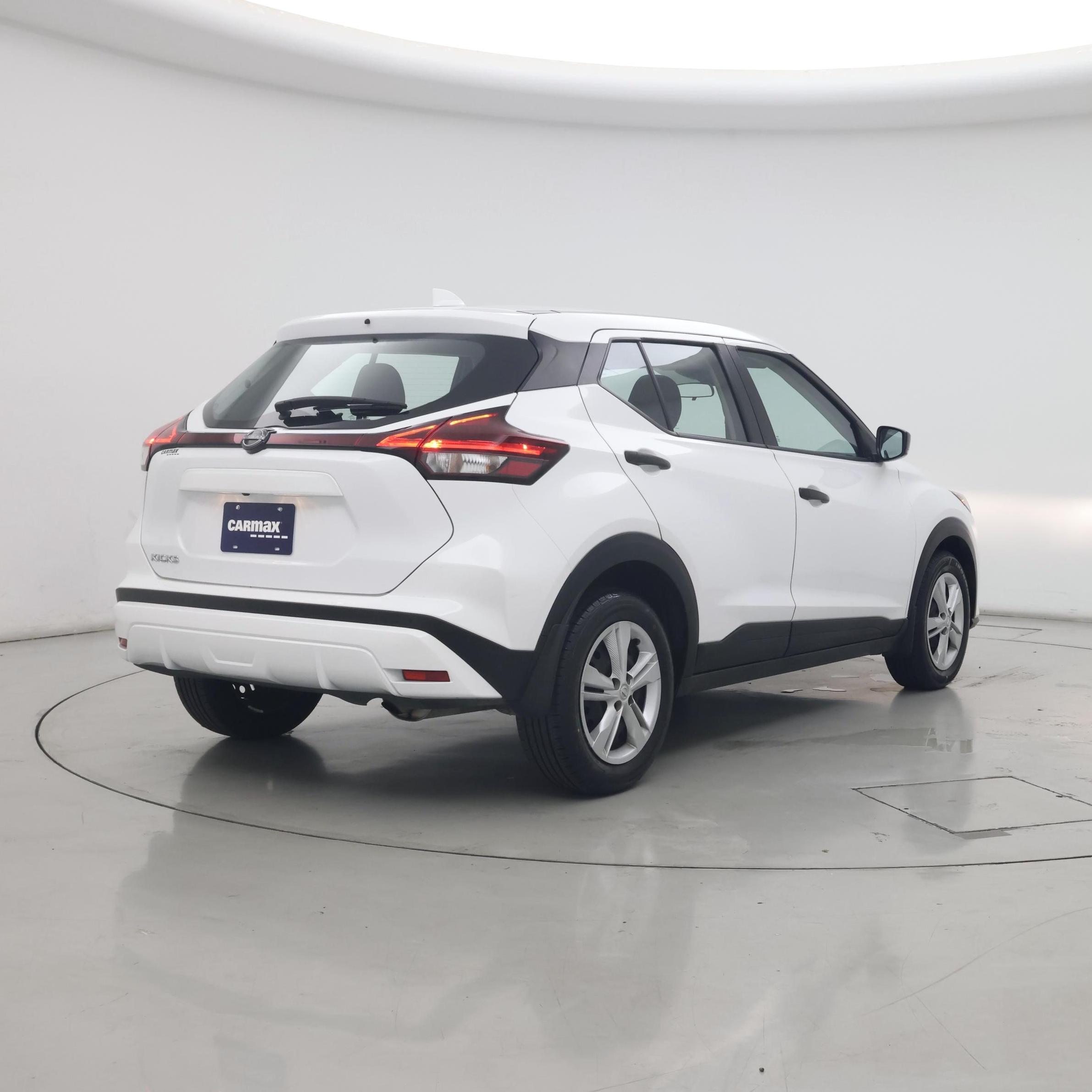 Thumbnail: 2024 Nissan Kicks - 8