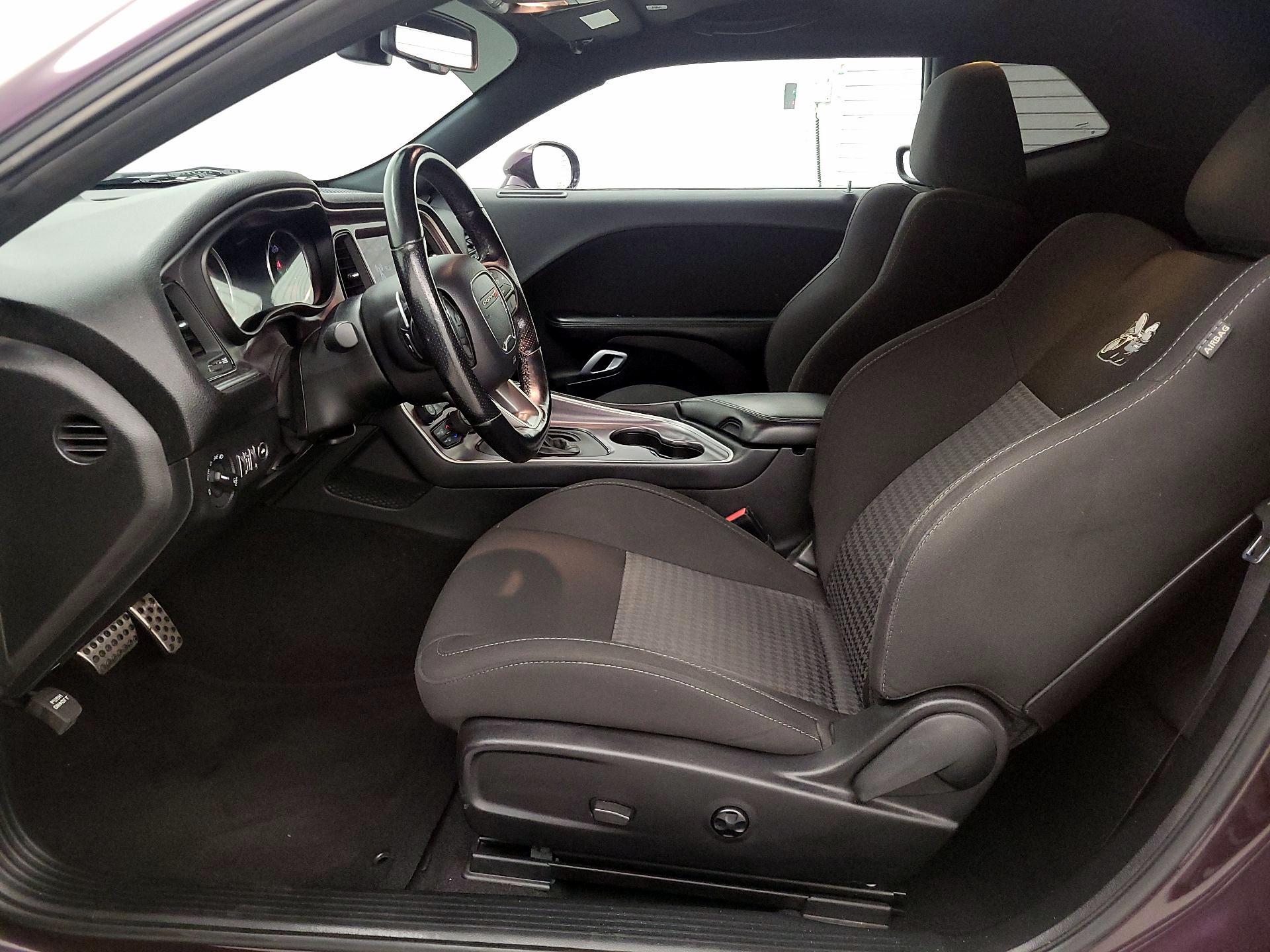 Thumbnail: 2021 Dodge Challenger - 11