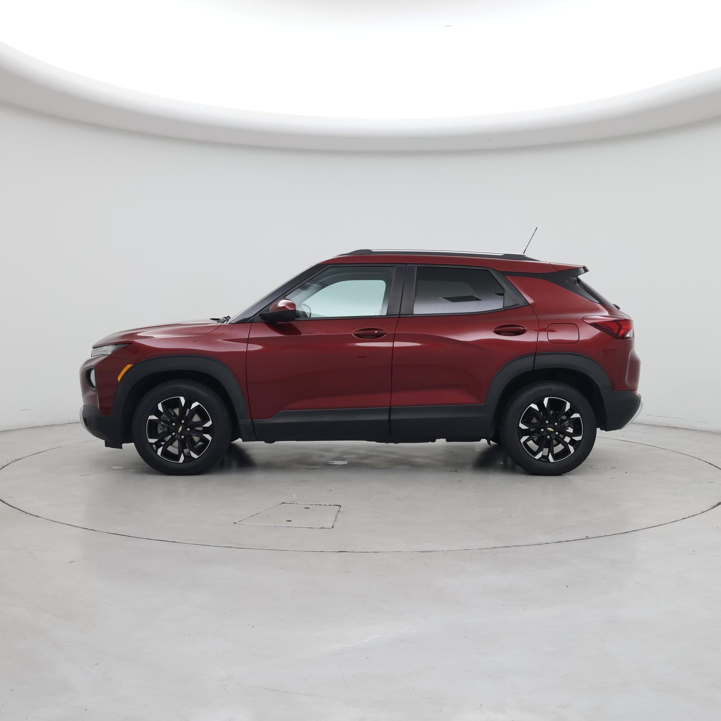 Thumbnail: 2022 Chevrolet TrailBlazer - 3