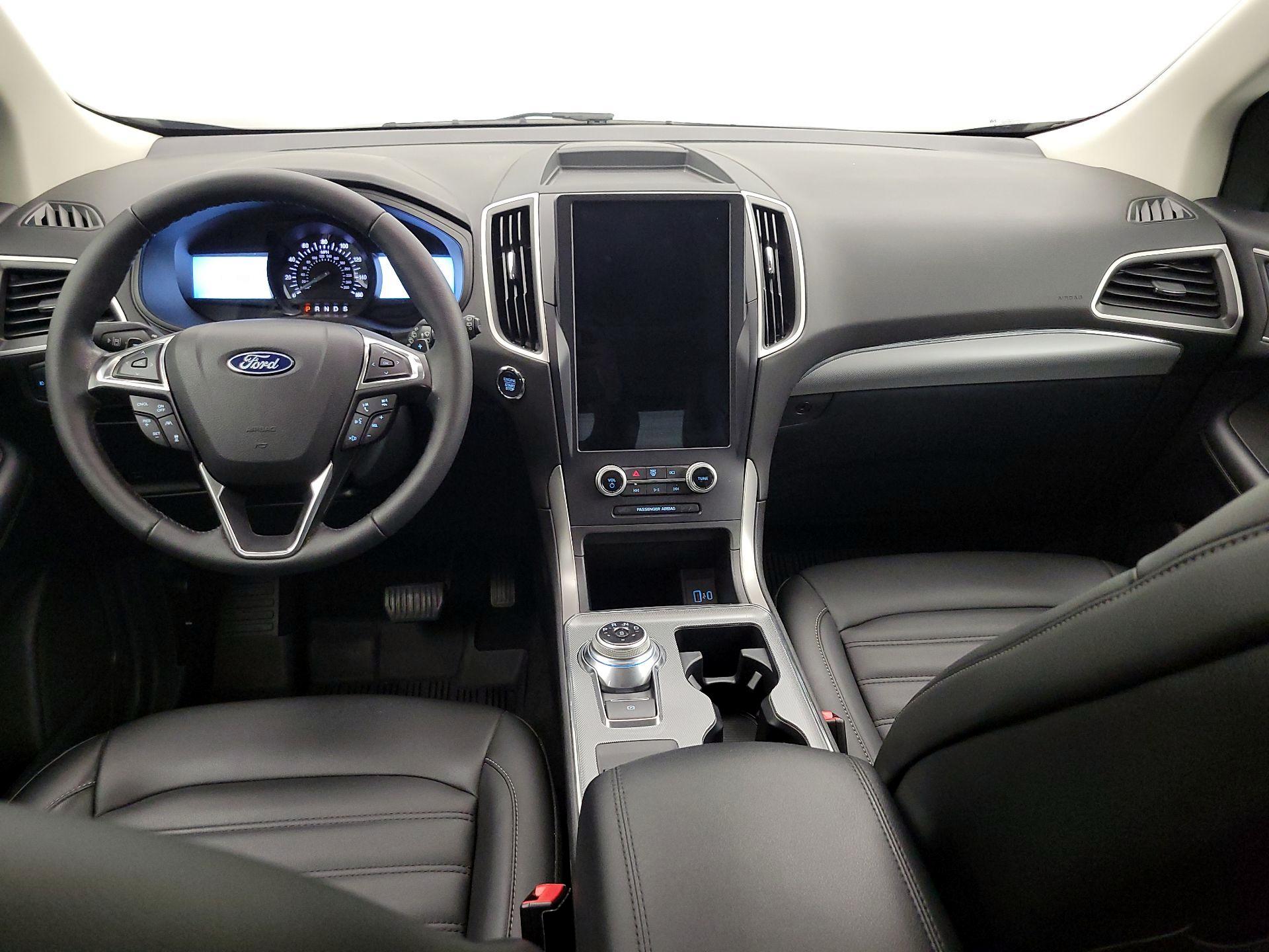 Thumbnail: 2022 Ford Edge - 9