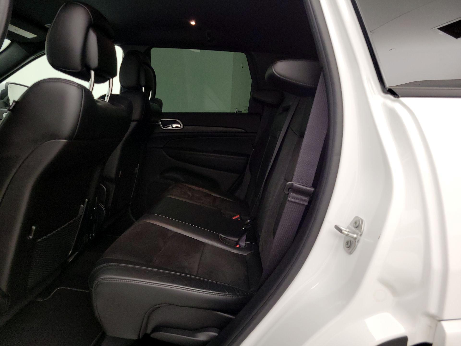 Thumbnail: 2021 Jeep Grand Cherokee - 19