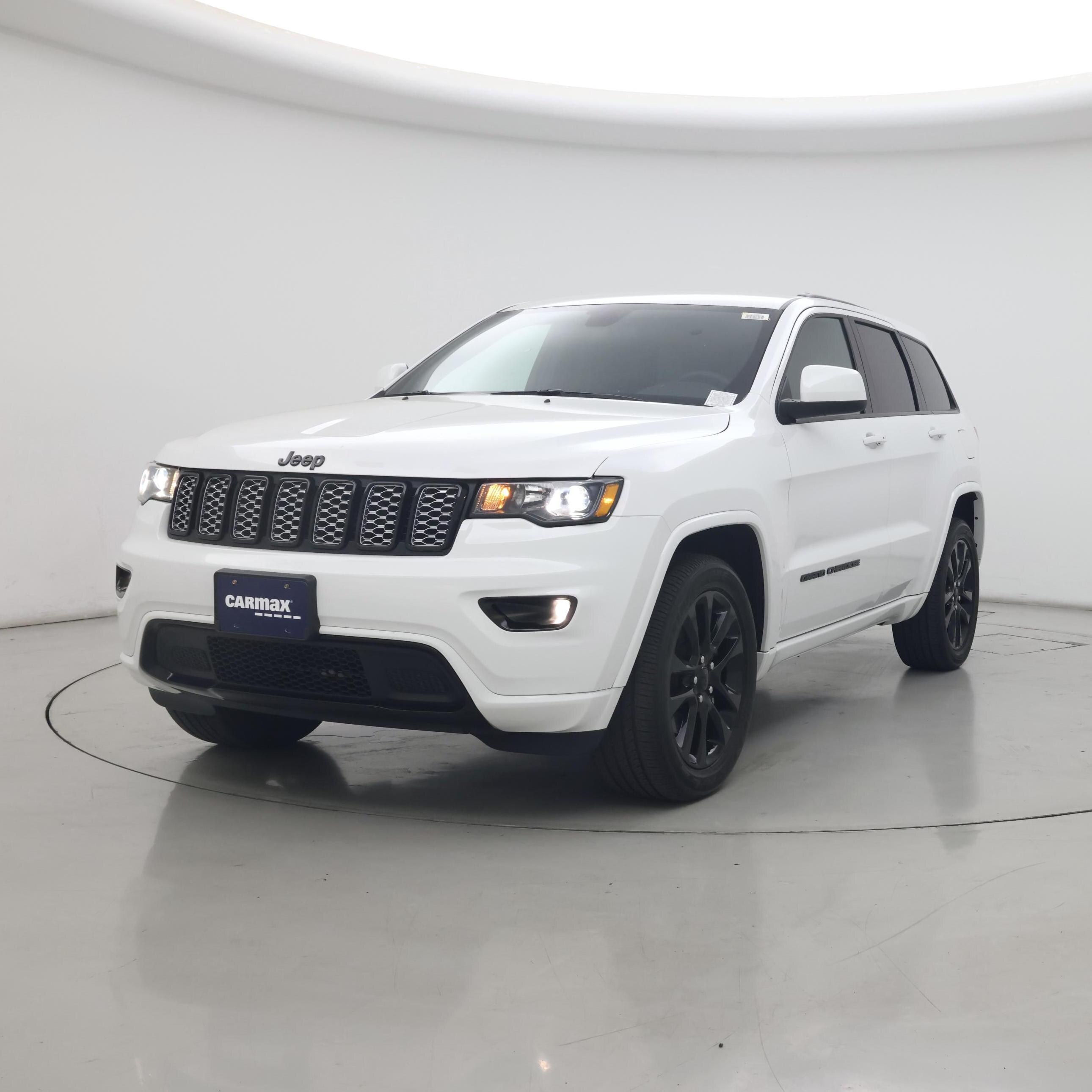 Thumbnail: 2021 Jeep Grand Cherokee - 4