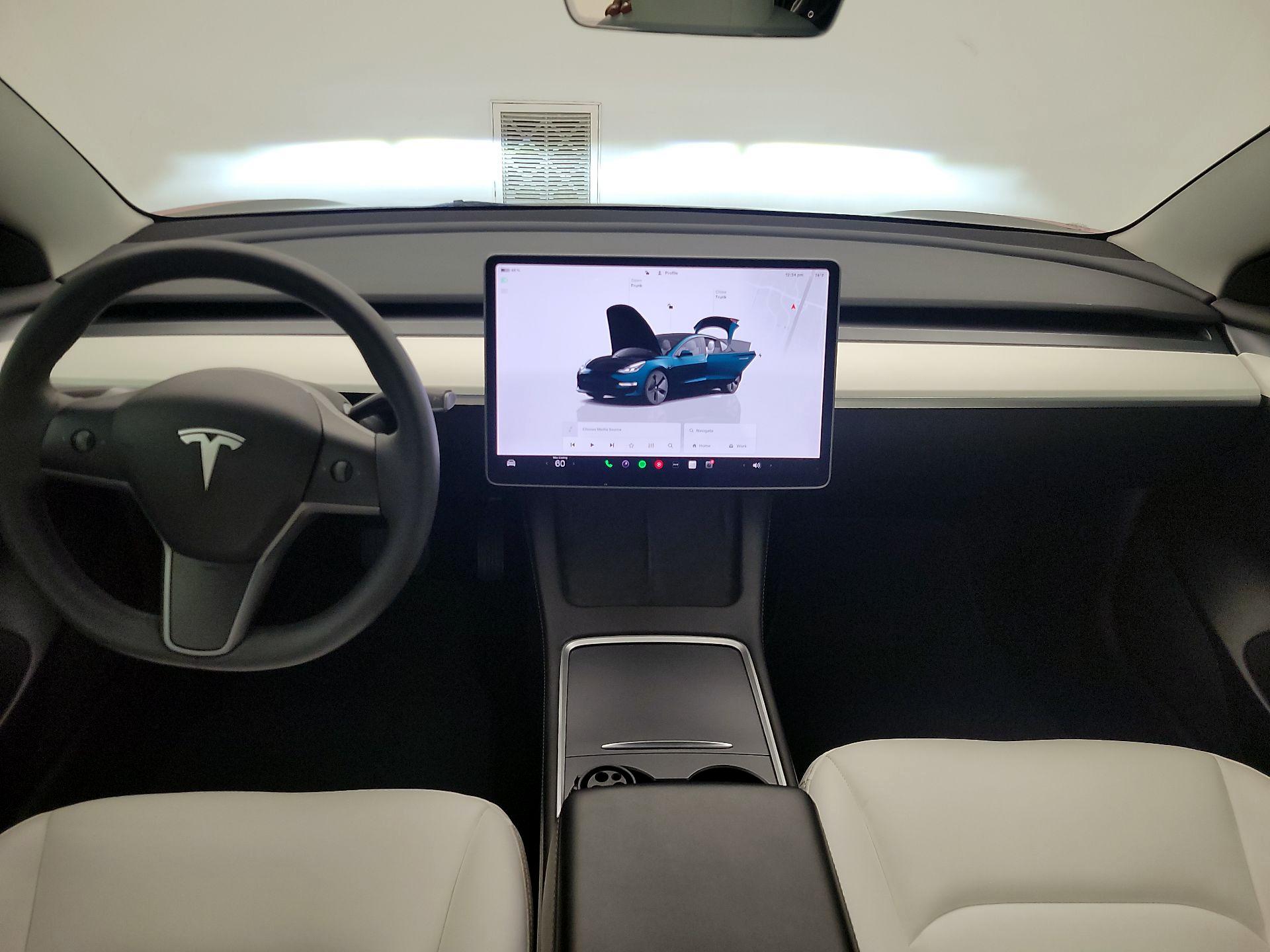 Thumbnail: 2023 Tesla Model 3 - 9