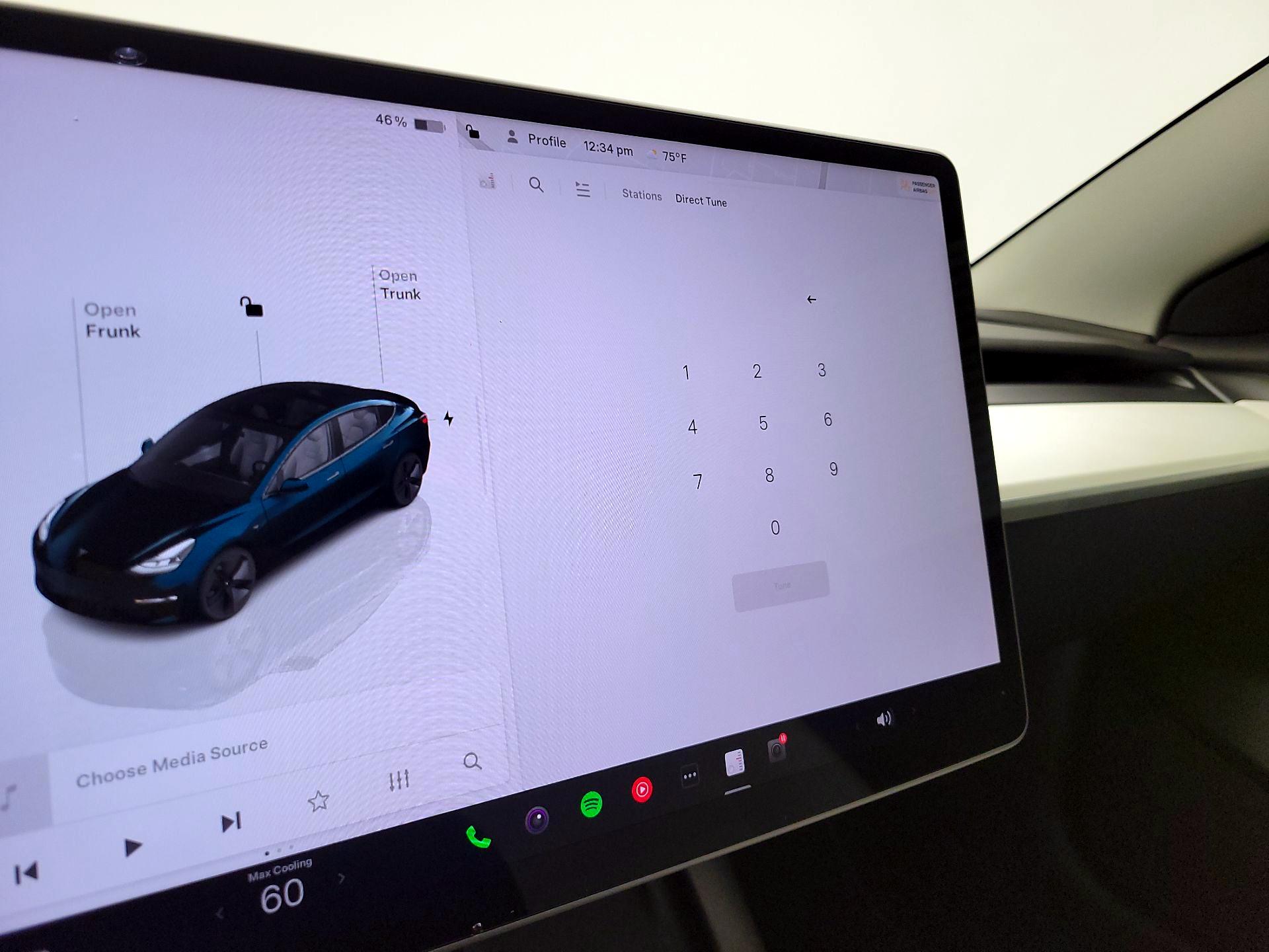 Thumbnail: 2023 Tesla Model 3 - 15