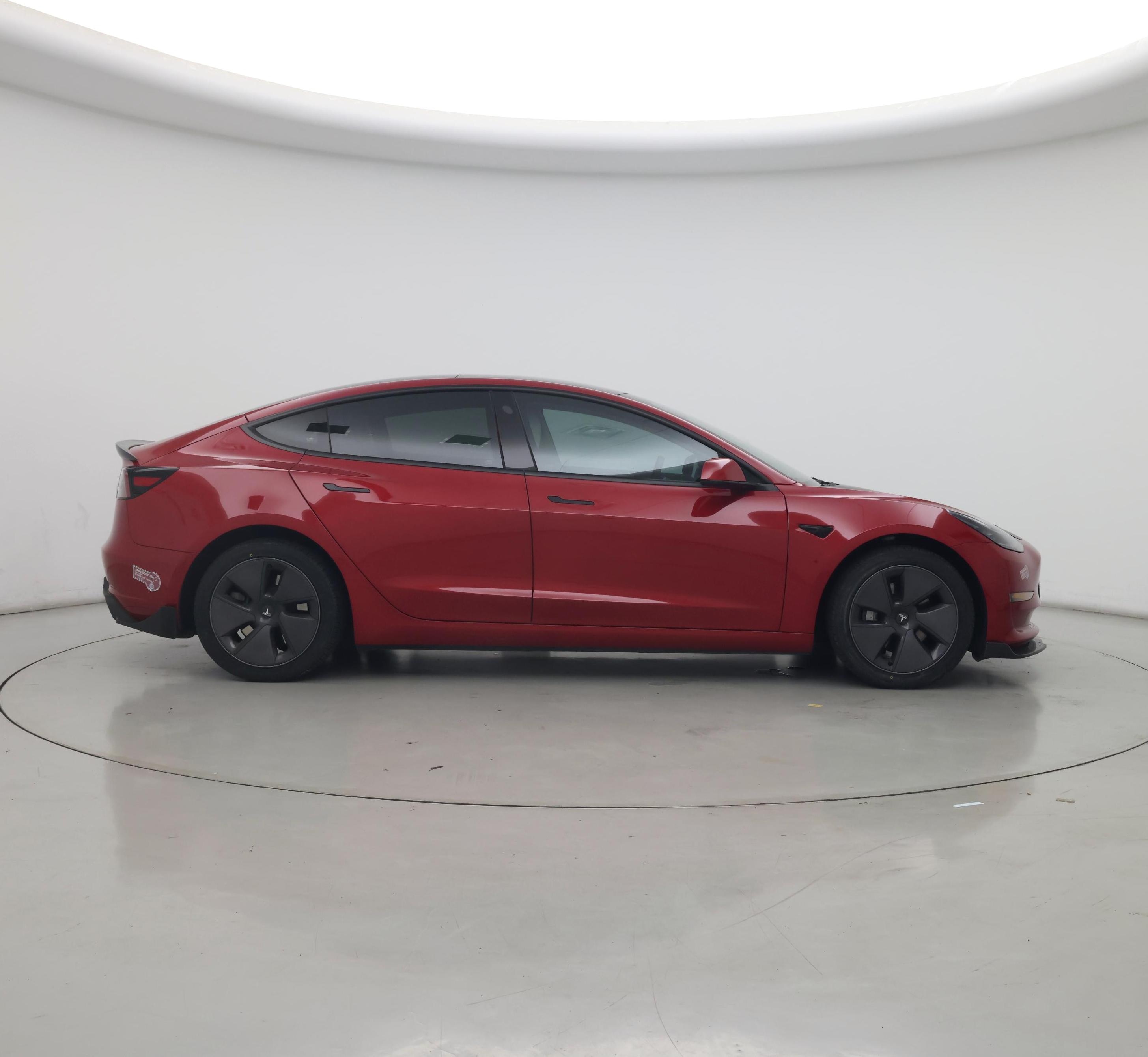 Thumbnail: 2023 Tesla Model 3 - 7
