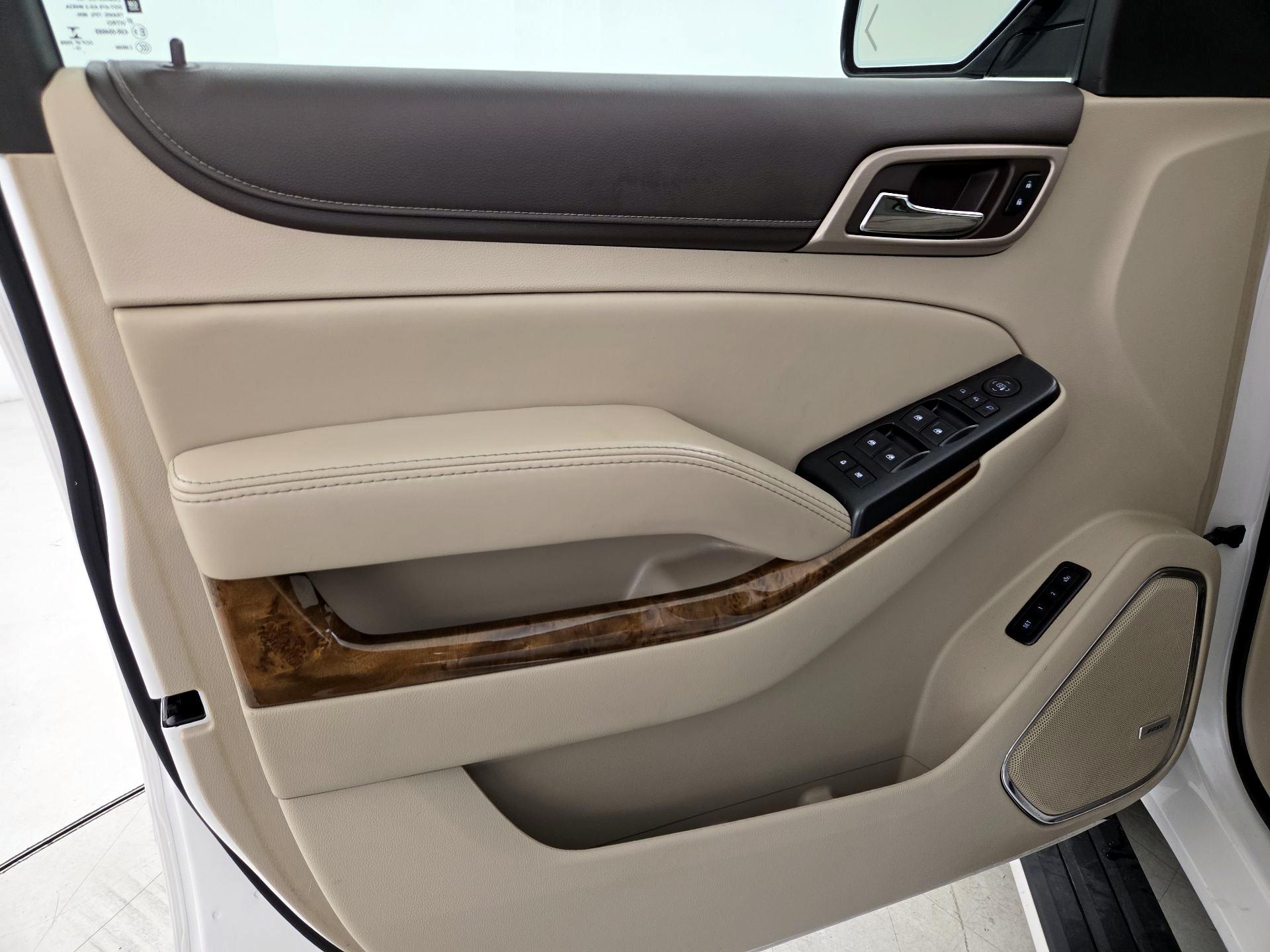 Thumbnail: 2016 GMC Yukon XL - 12