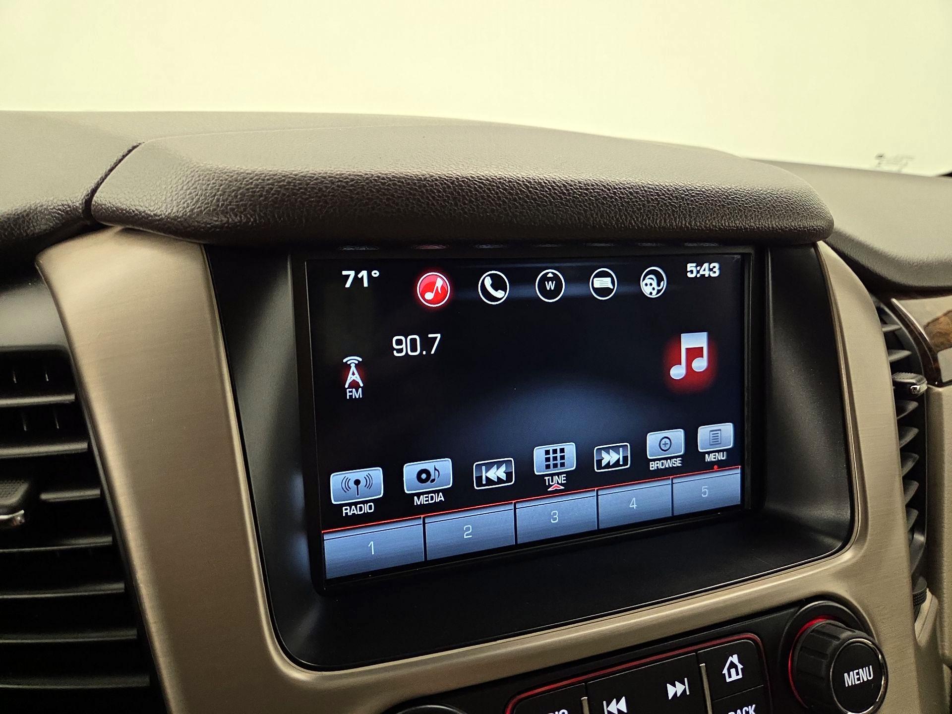 Thumbnail: 2016 GMC Yukon XL - 16
