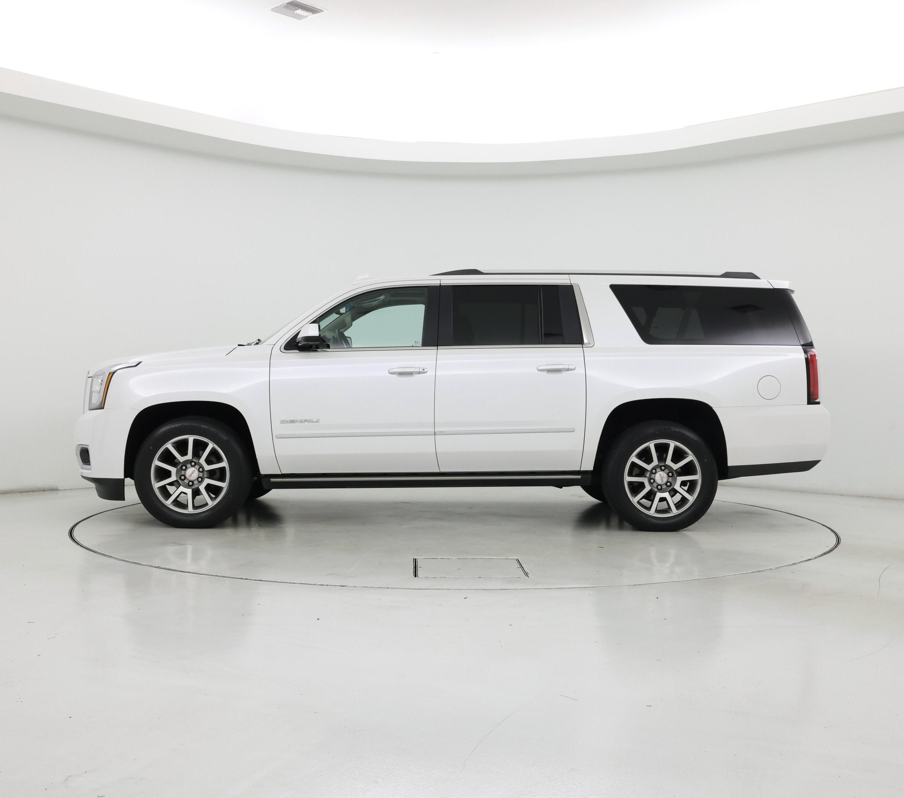 Thumbnail: 2016 GMC Yukon XL - 3