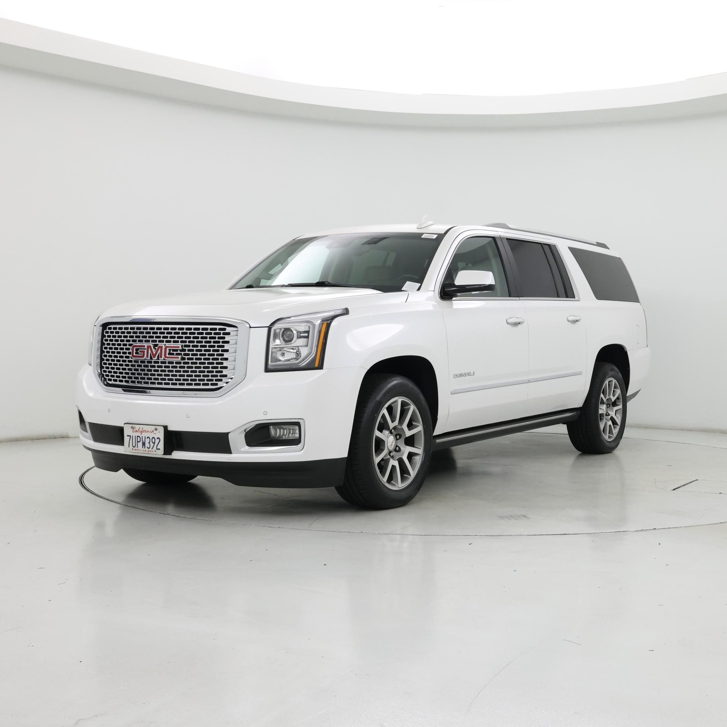 Thumbnail: 2016 GMC Yukon XL - 4