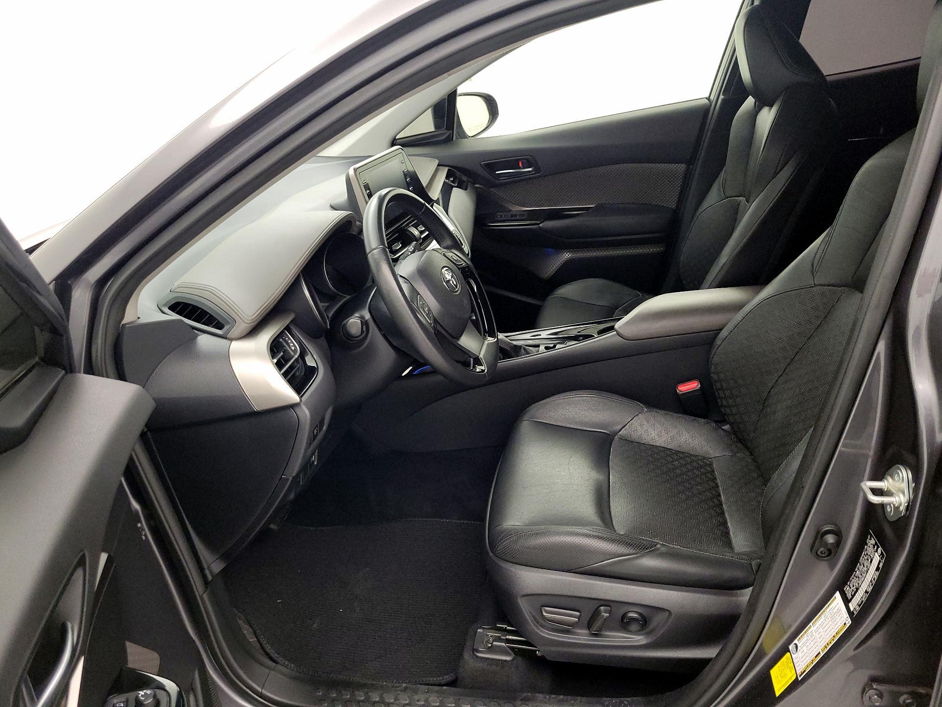 Thumbnail: 2021 Toyota C-HR - 11