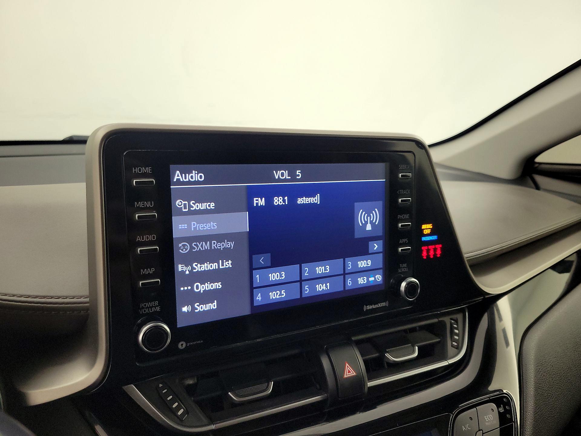 Thumbnail: 2021 Toyota C-HR - 15