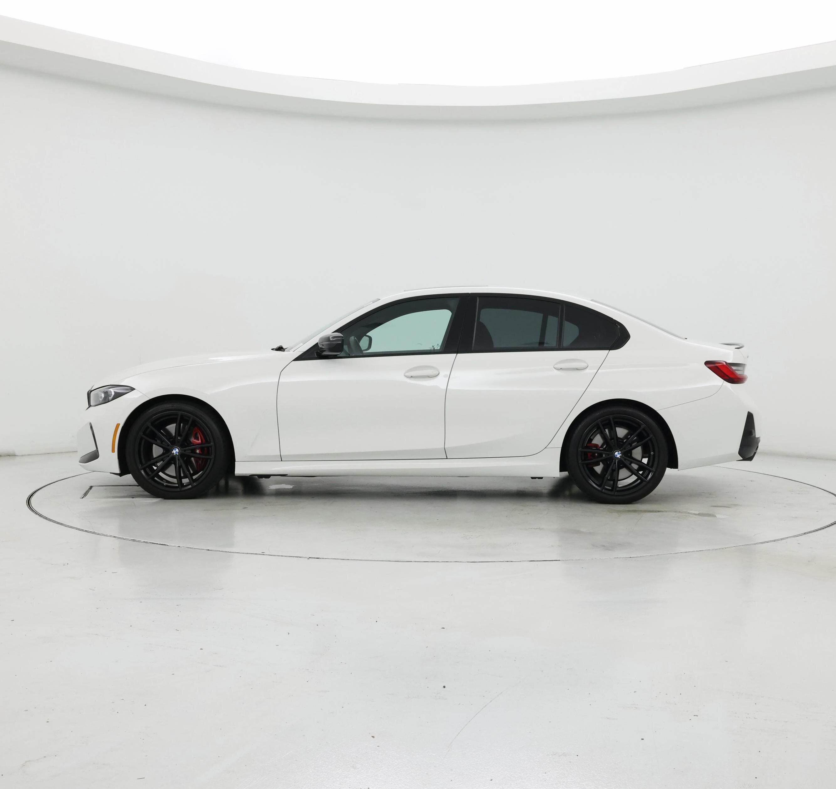 Thumbnail: 2023 BMW 3 Series - 3