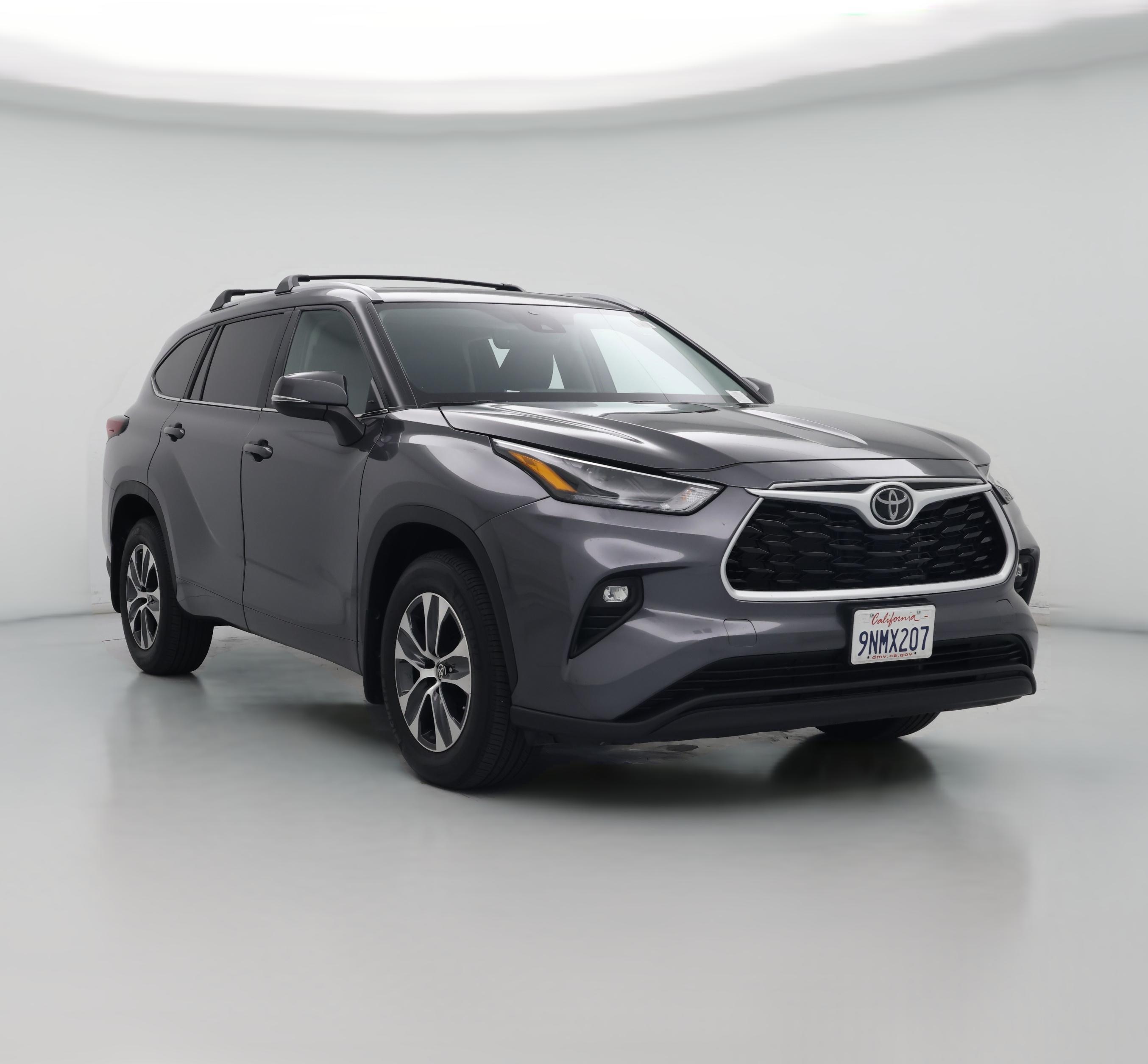 Thumbnail: 2024 Toyota Highlander - 1