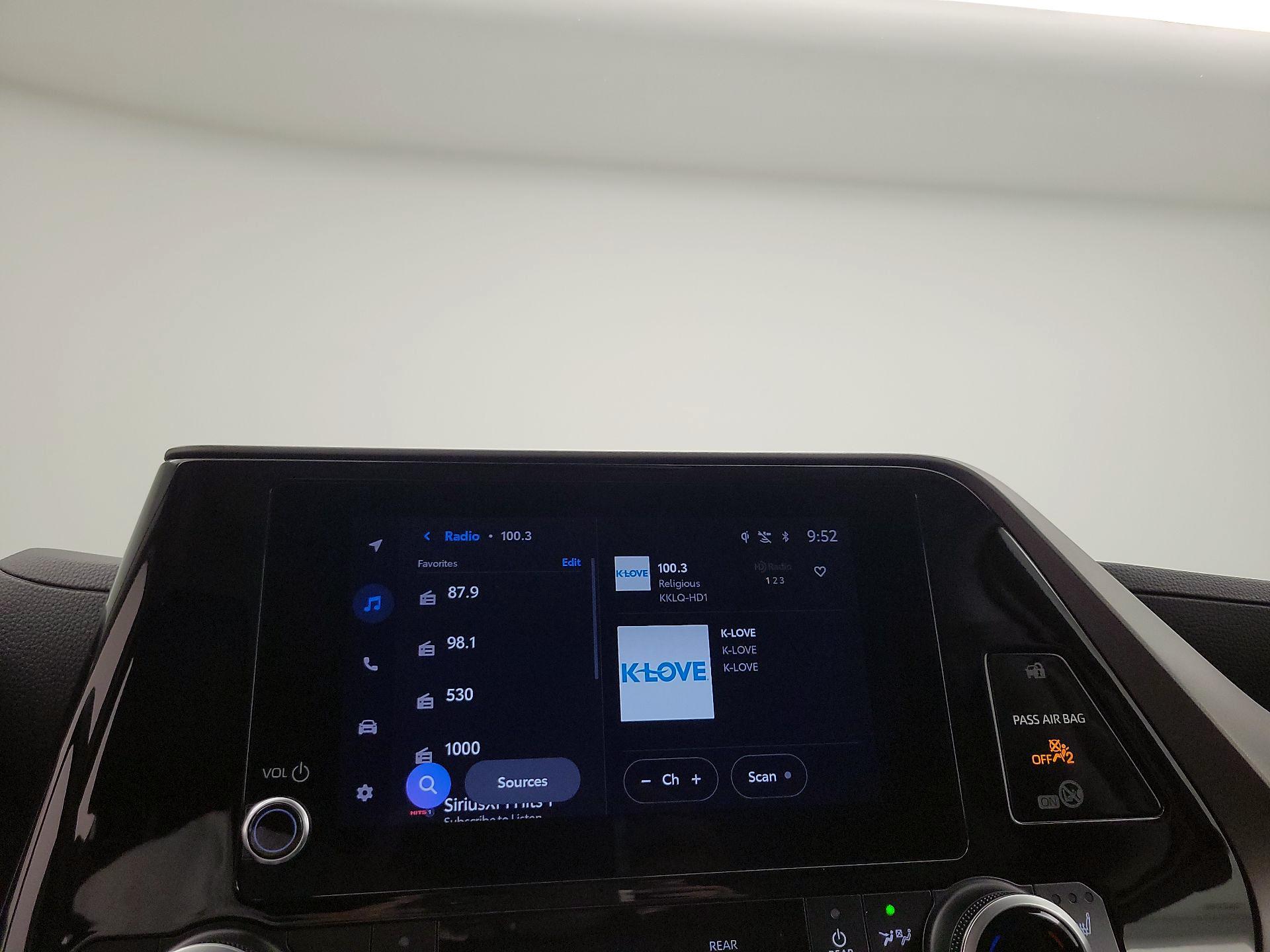 Thumbnail: 2024 Toyota Highlander - 15