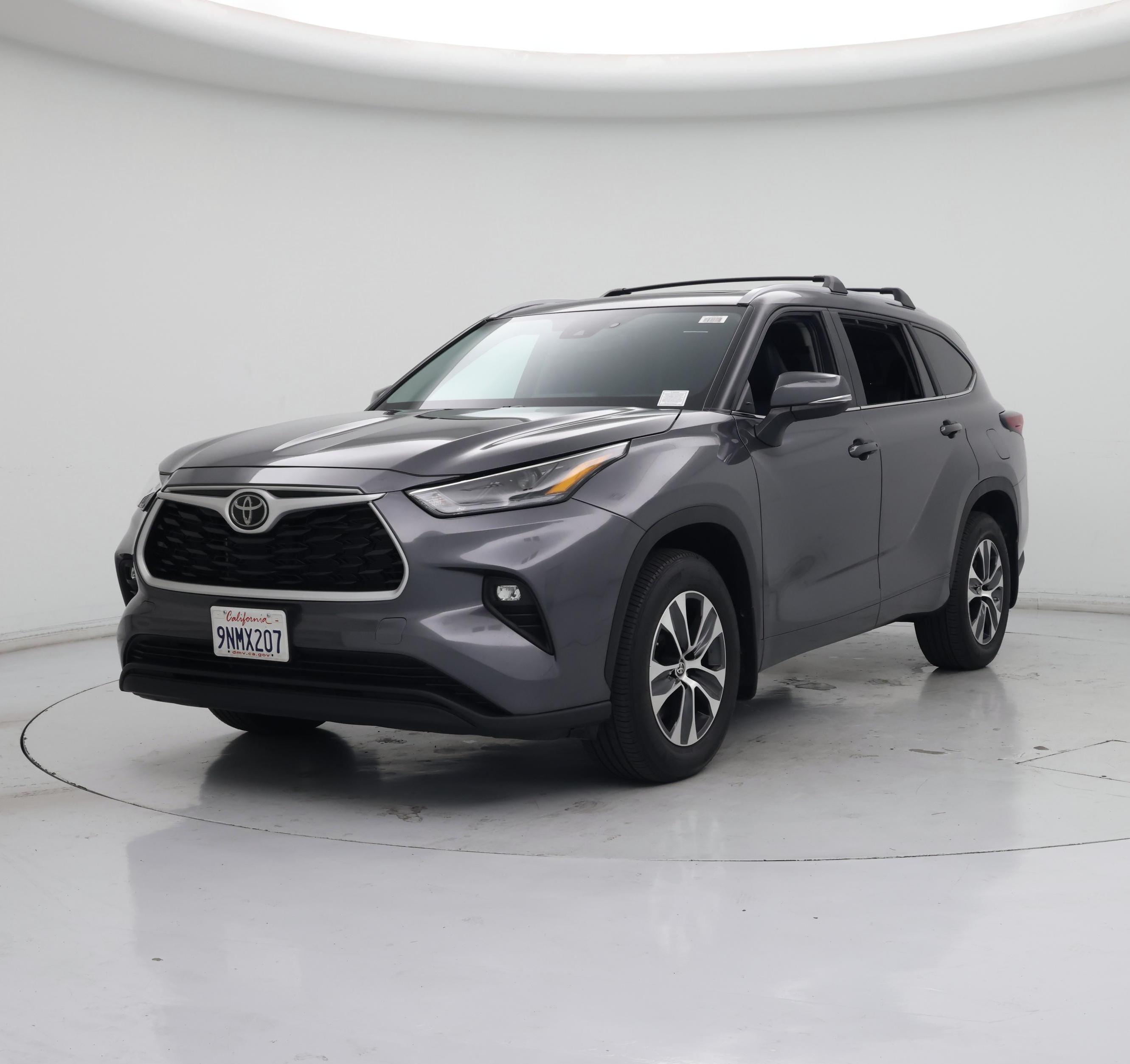 Thumbnail: 2024 Toyota Highlander - 4