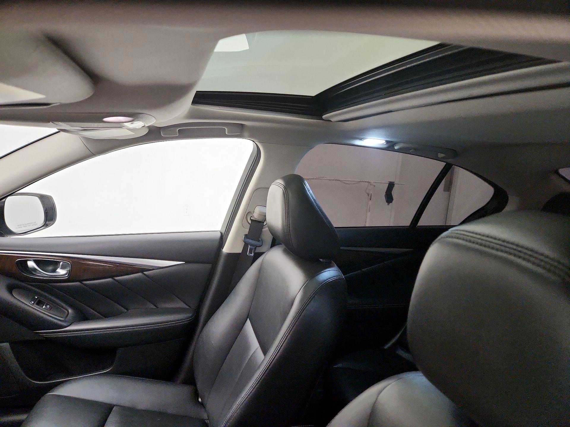 Thumbnail: 2018 INFINITI Q50 - 19