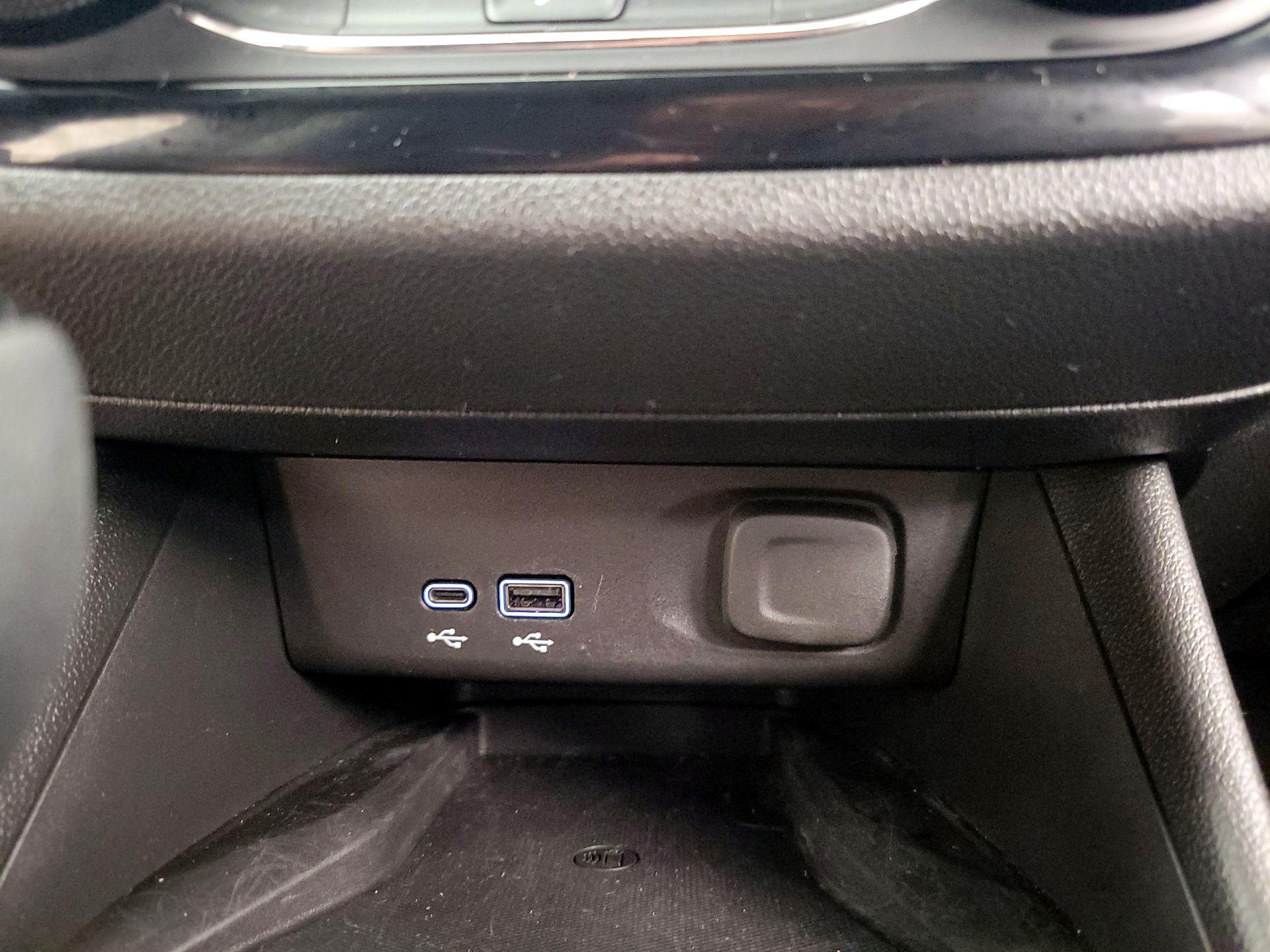 Thumbnail: 2024 Buick Envista - 18