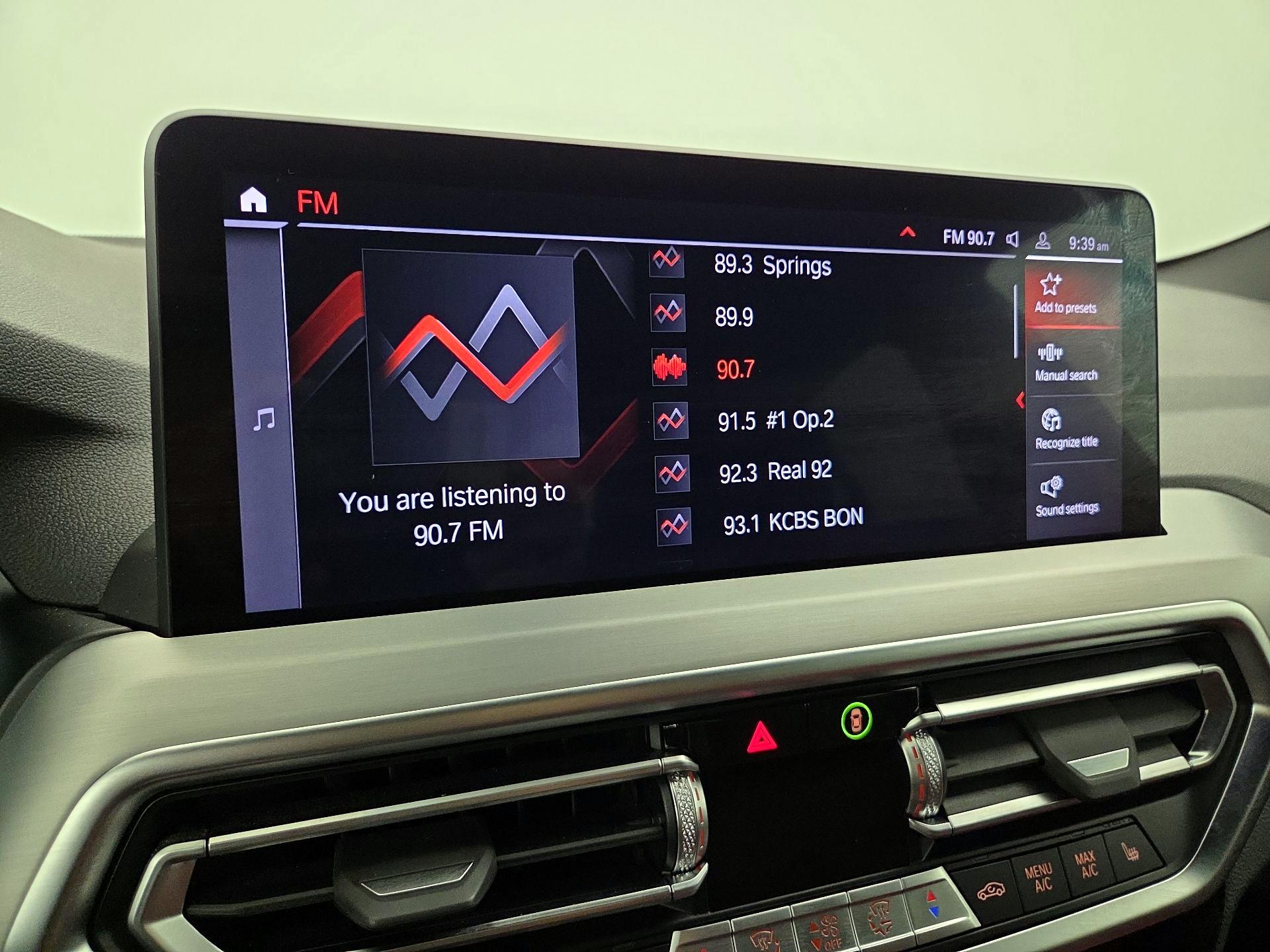 Thumbnail: 2023 BMW X4 - 16