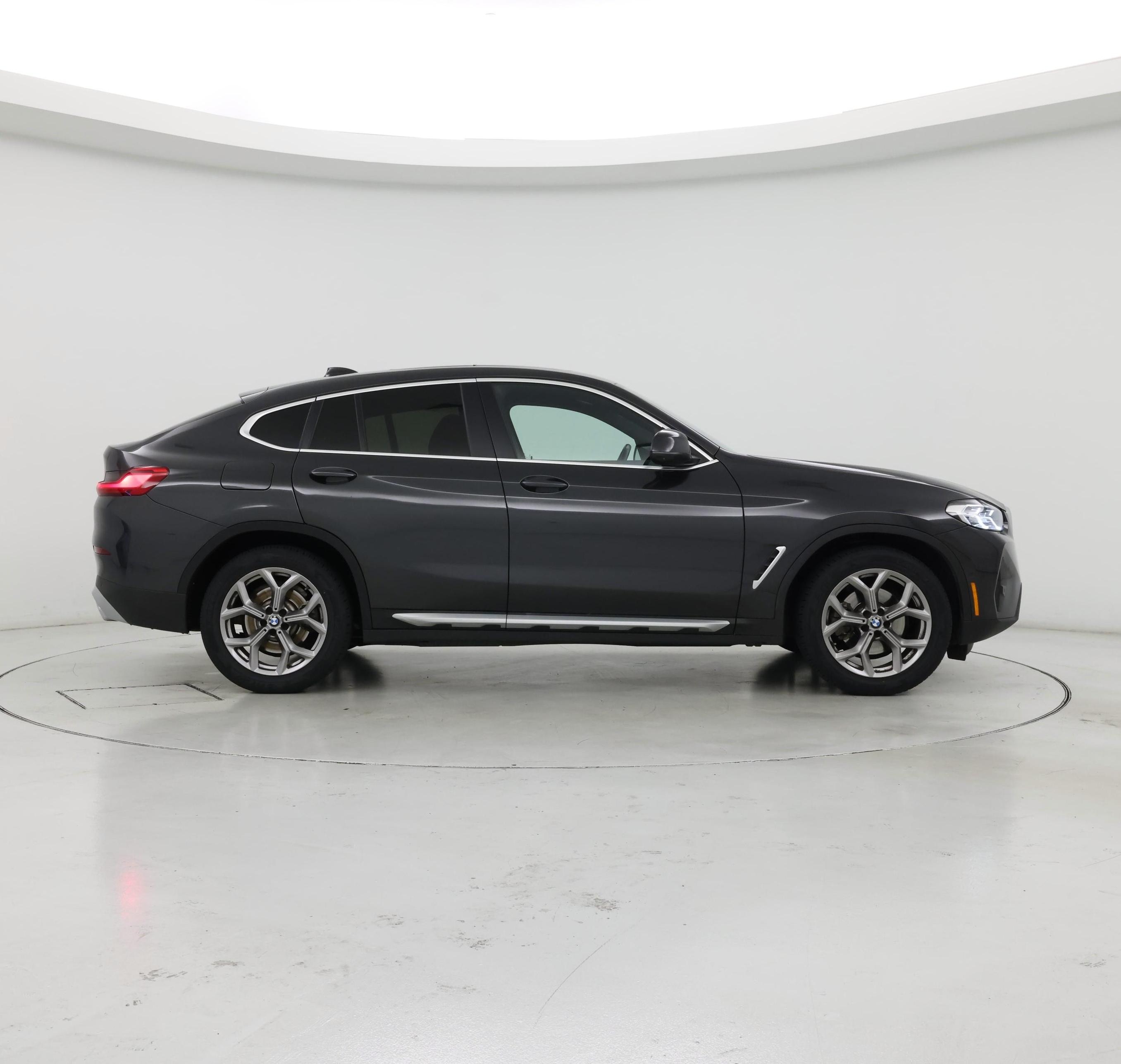 Thumbnail: 2023 BMW X4 - 7