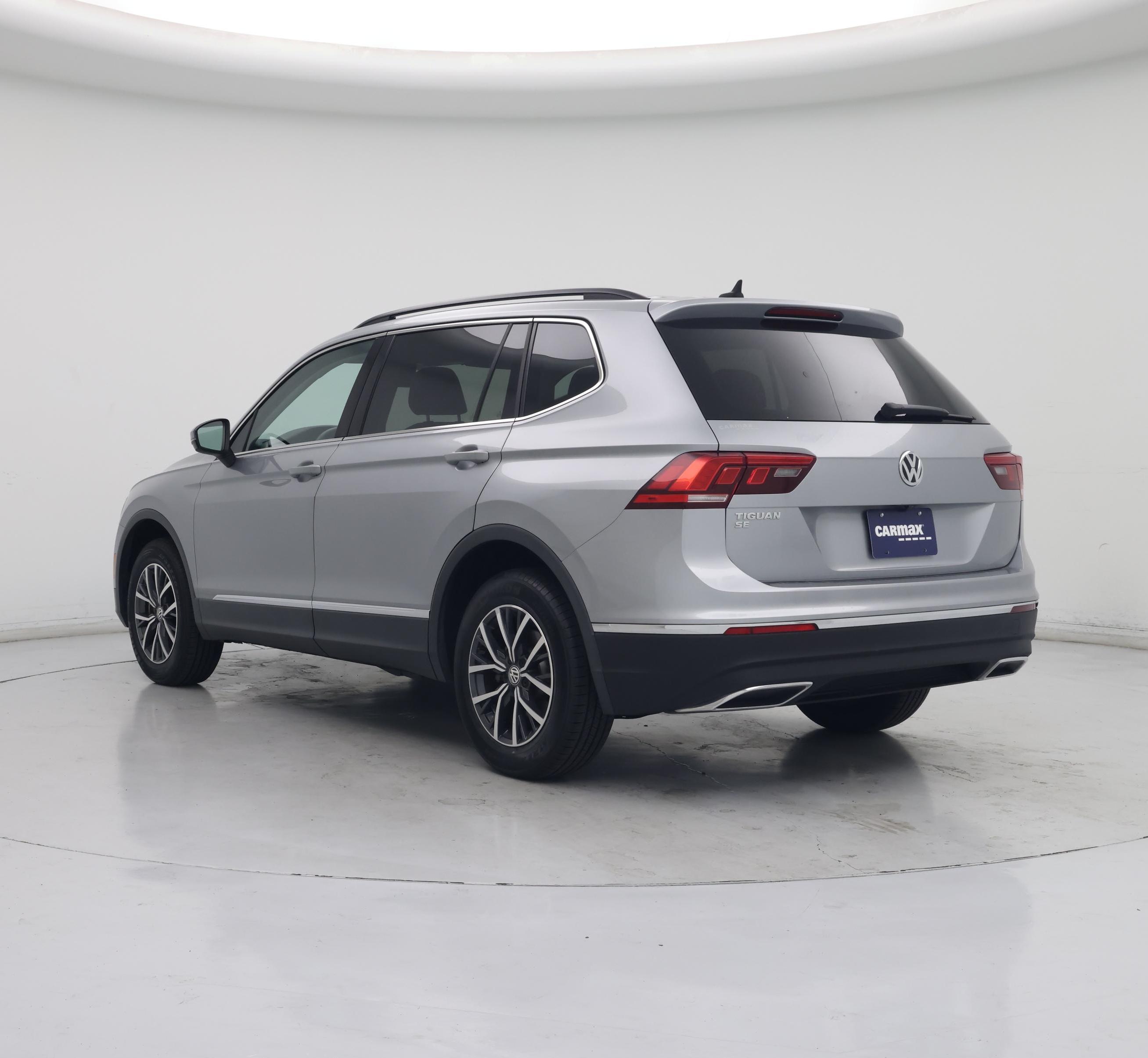 Thumbnail: 2020 Volkswagen Tiguan - 2