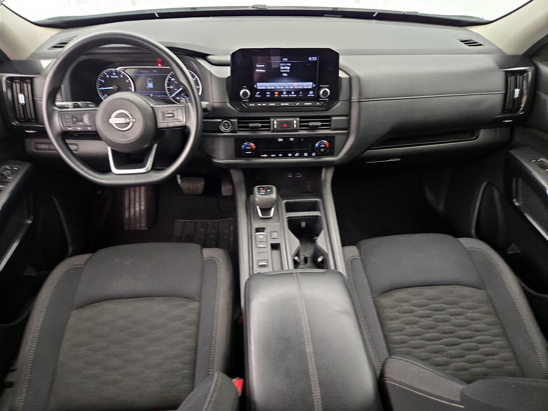Thumbnail: 2024 Nissan Pathfinder - 9