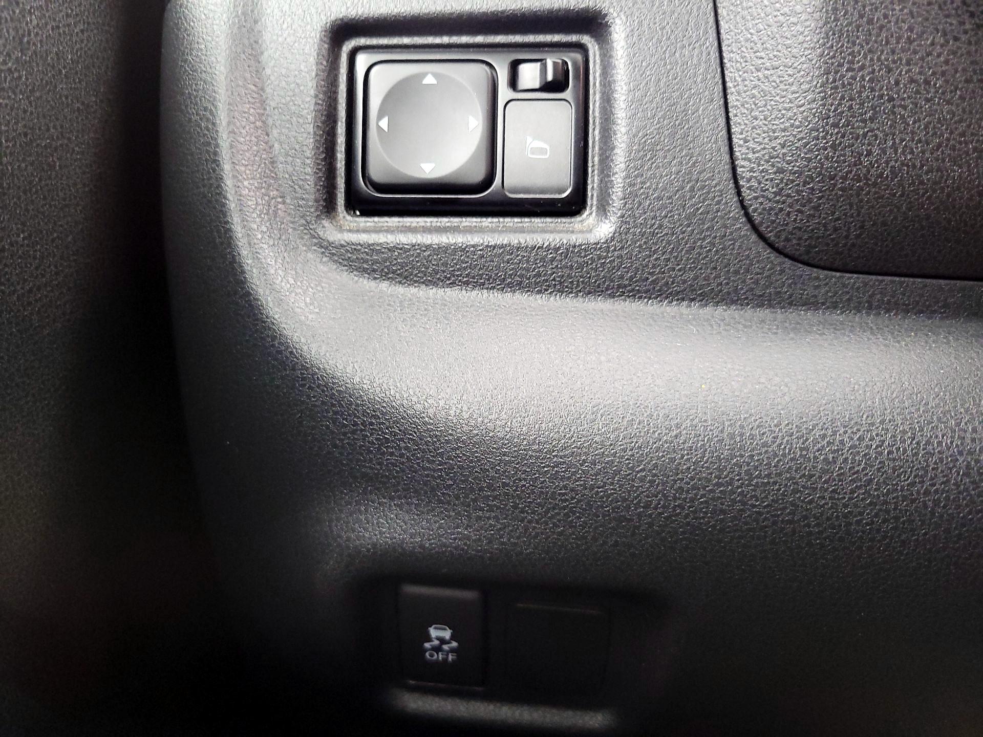 Thumbnail: 2019 Nissan Versa - 13