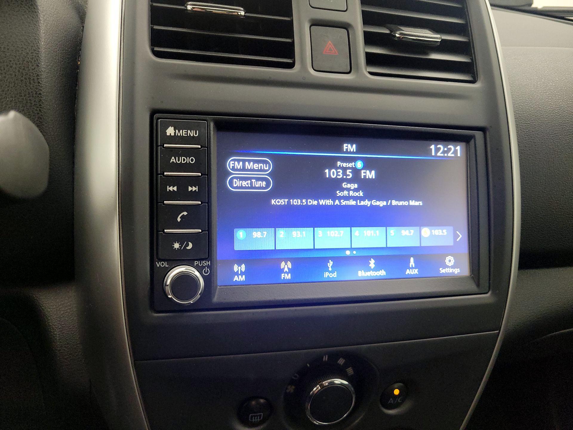 Thumbnail: 2019 Nissan Versa - 15