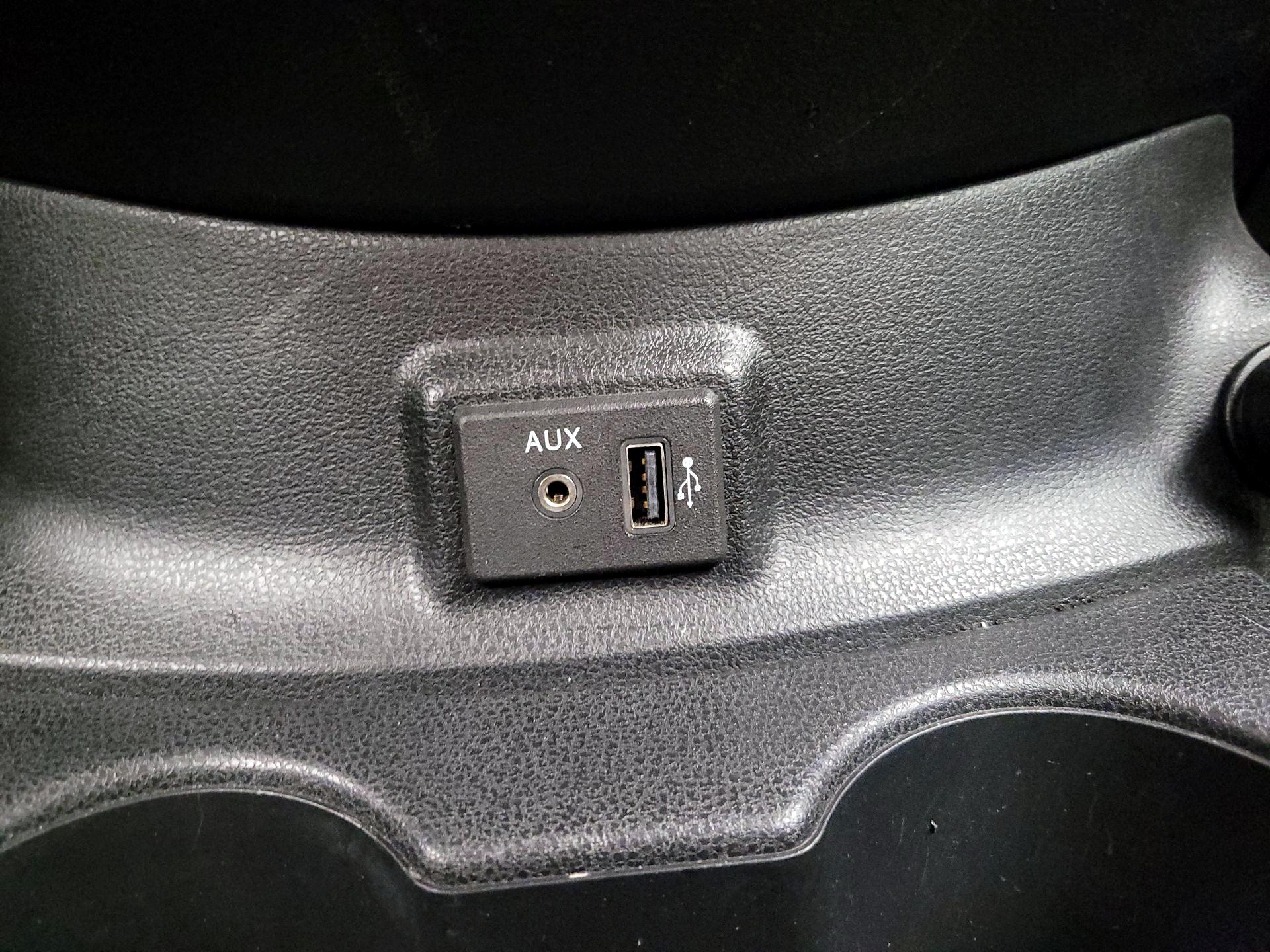 Thumbnail: 2019 Nissan Versa - 18