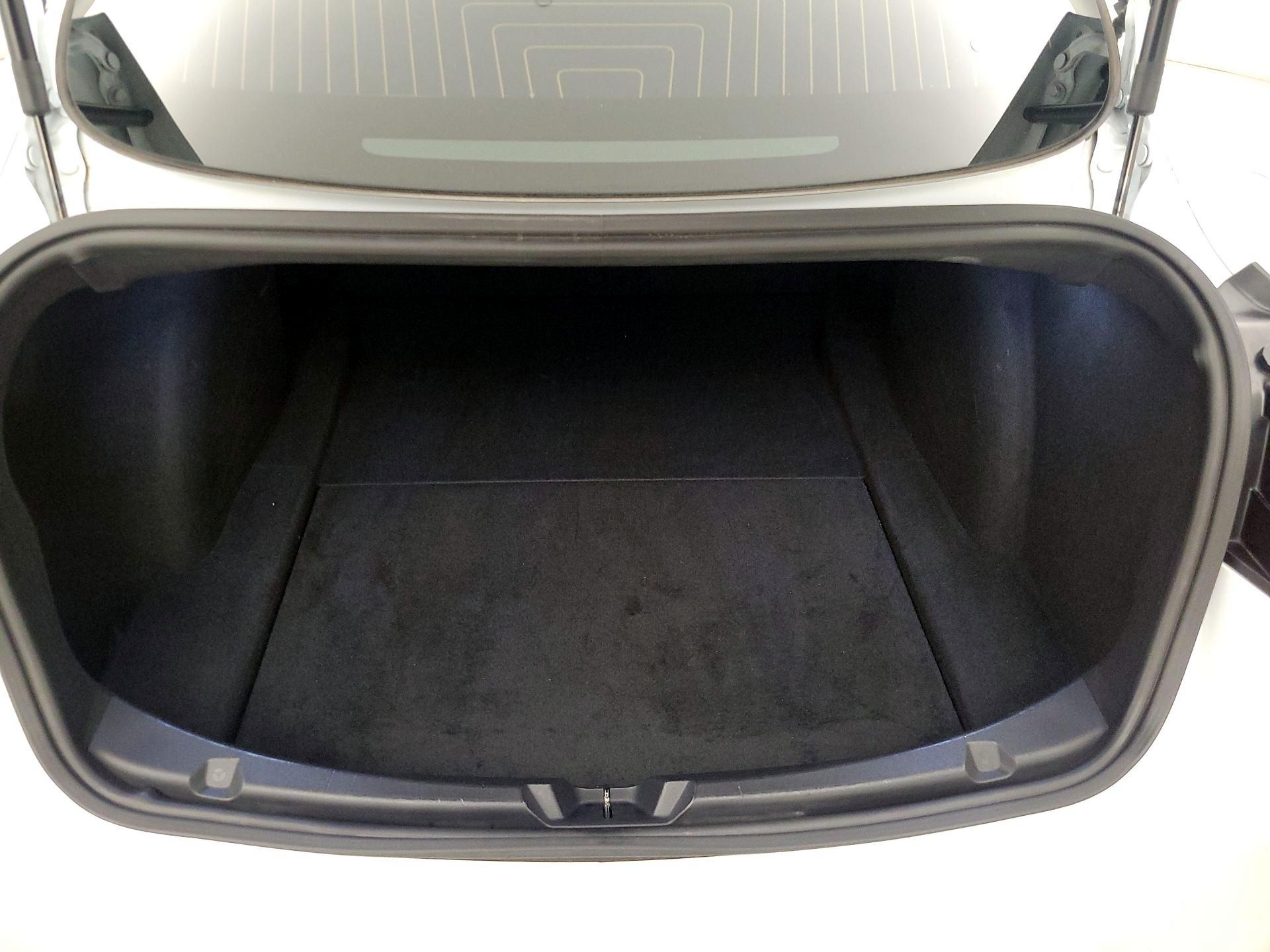 Thumbnail: 2019 Tesla Model 3 - 19