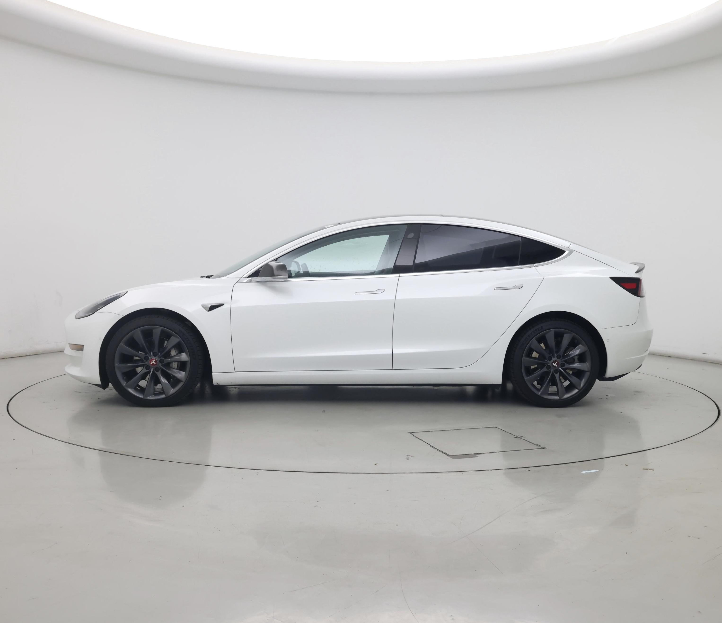 Thumbnail: 2019 Tesla Model 3 - 3