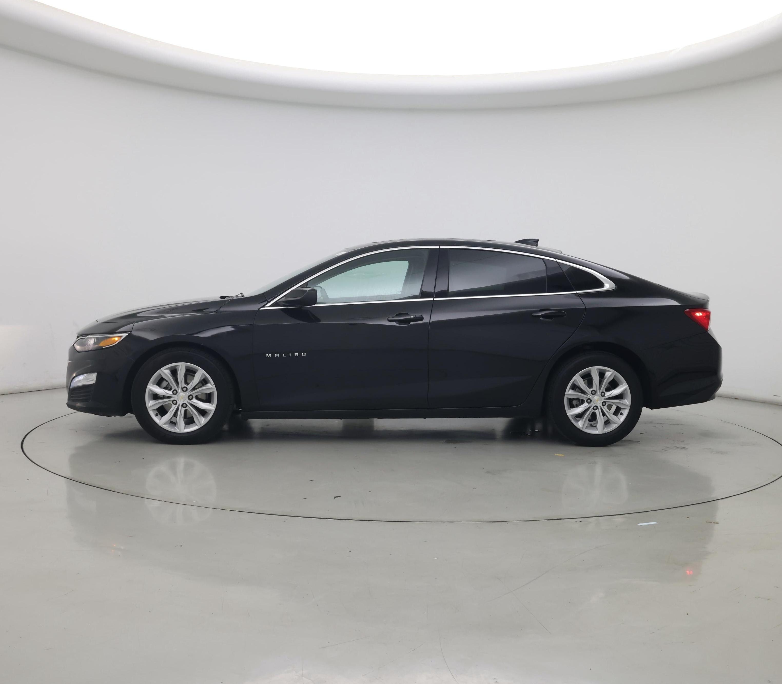 Thumbnail: 2024 Chevrolet Malibu - 3