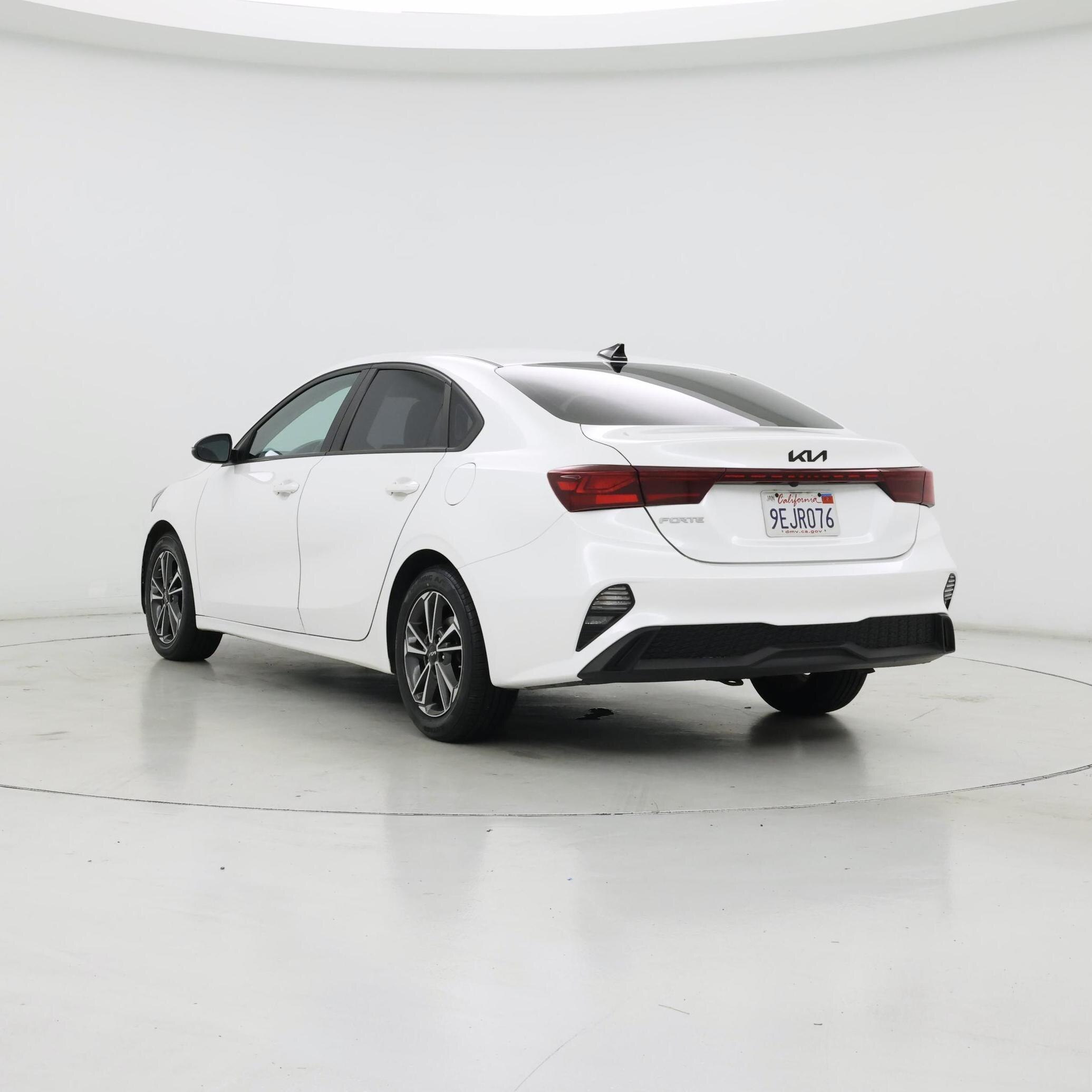 Thumbnail: 2023 Kia Forte - 2