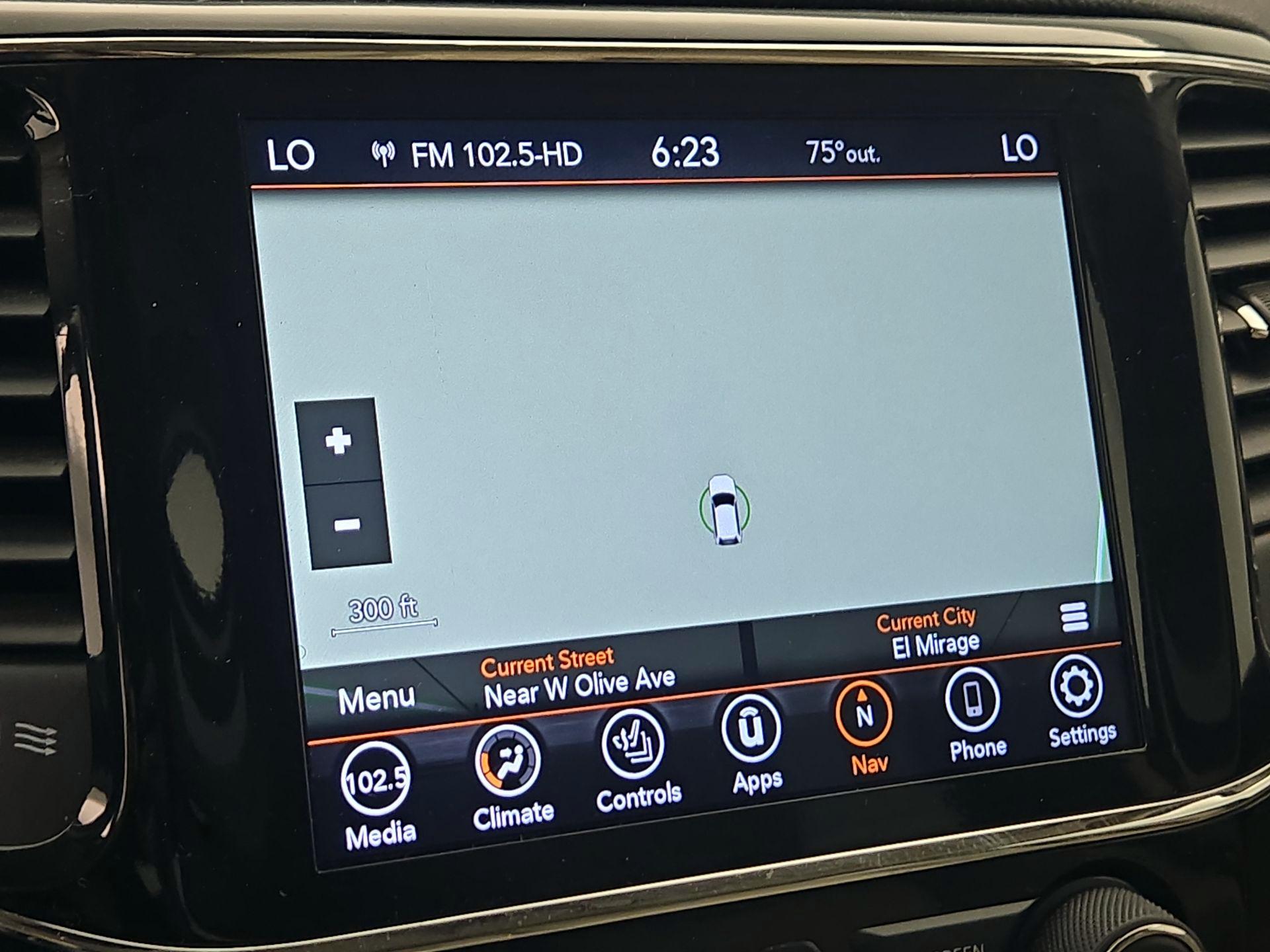 Thumbnail: 2021 Jeep Grand Cherokee - 14