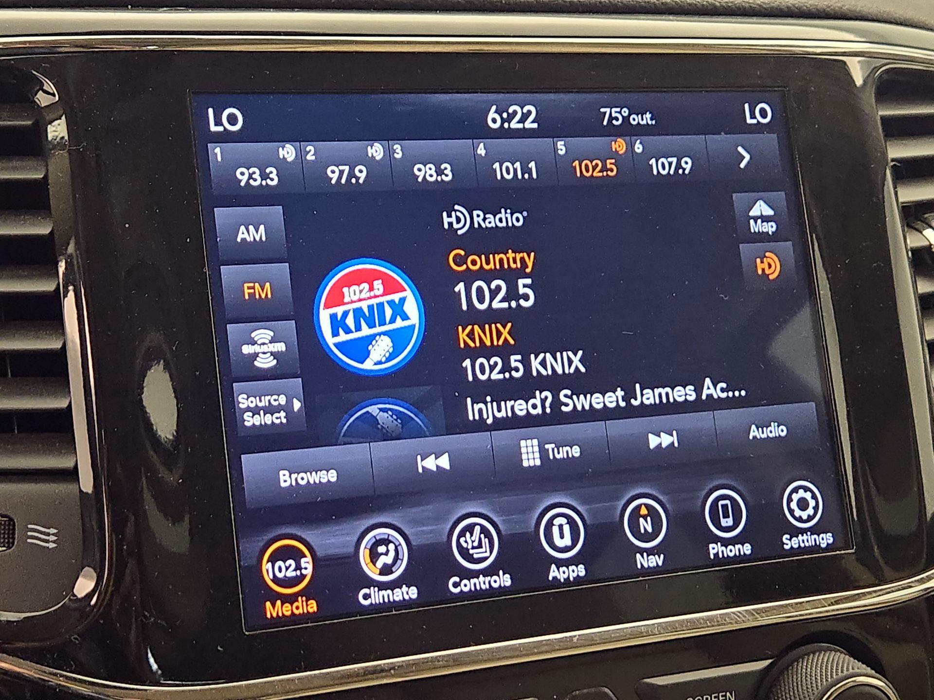 Thumbnail: 2021 Jeep Grand Cherokee - 16