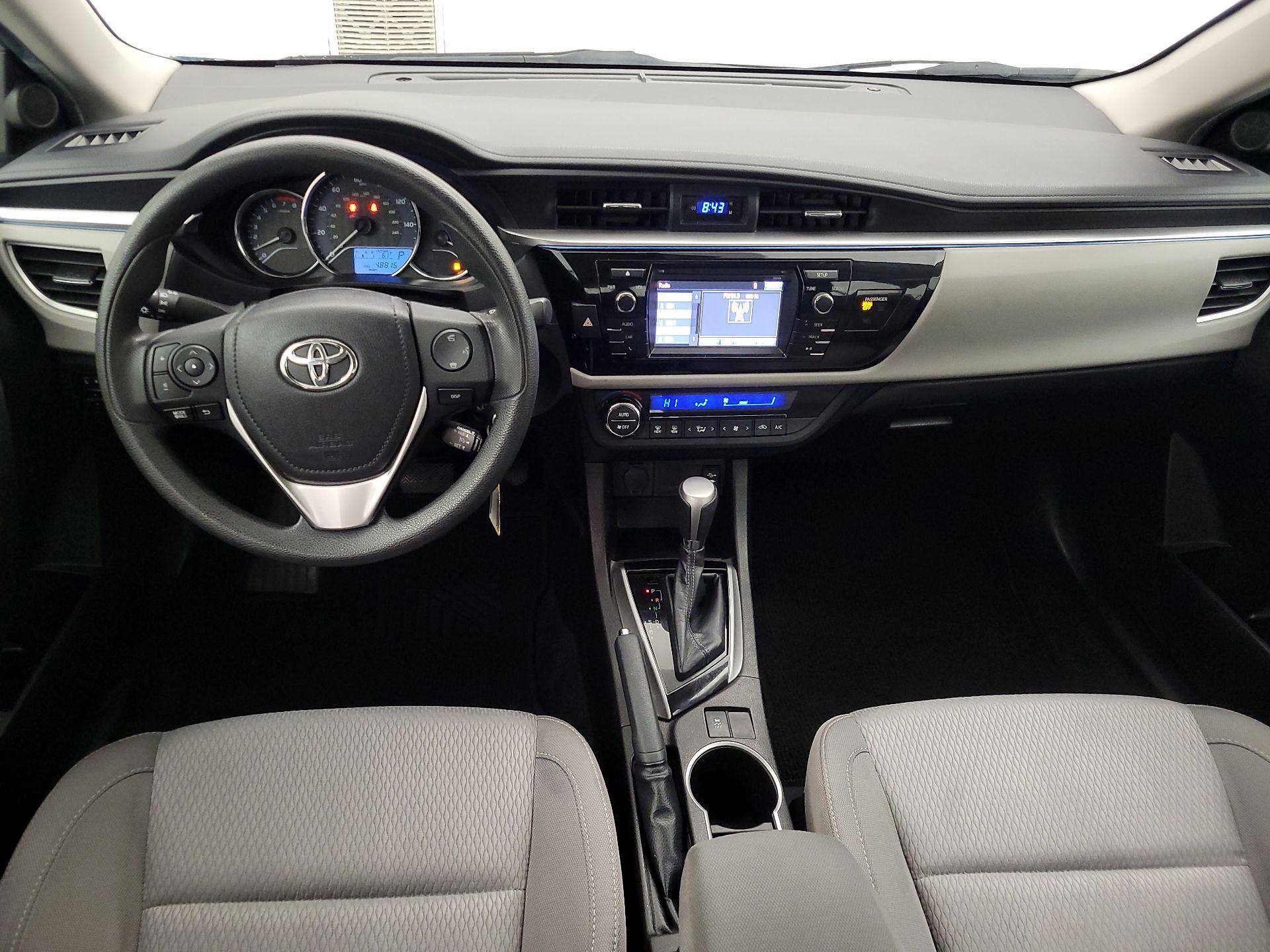Thumbnail: 2015 Toyota Corolla - 9