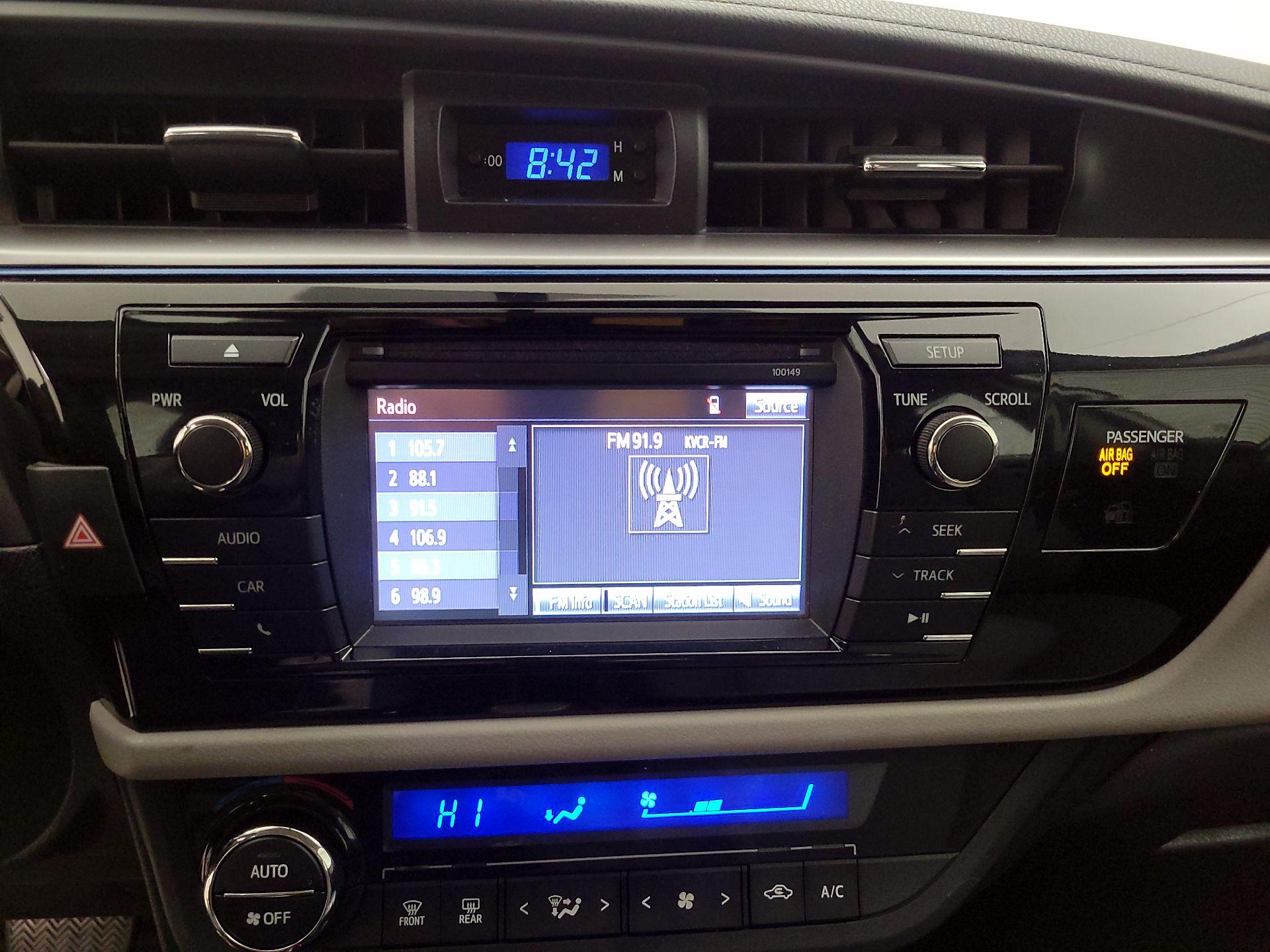 Thumbnail: 2015 Toyota Corolla - 15