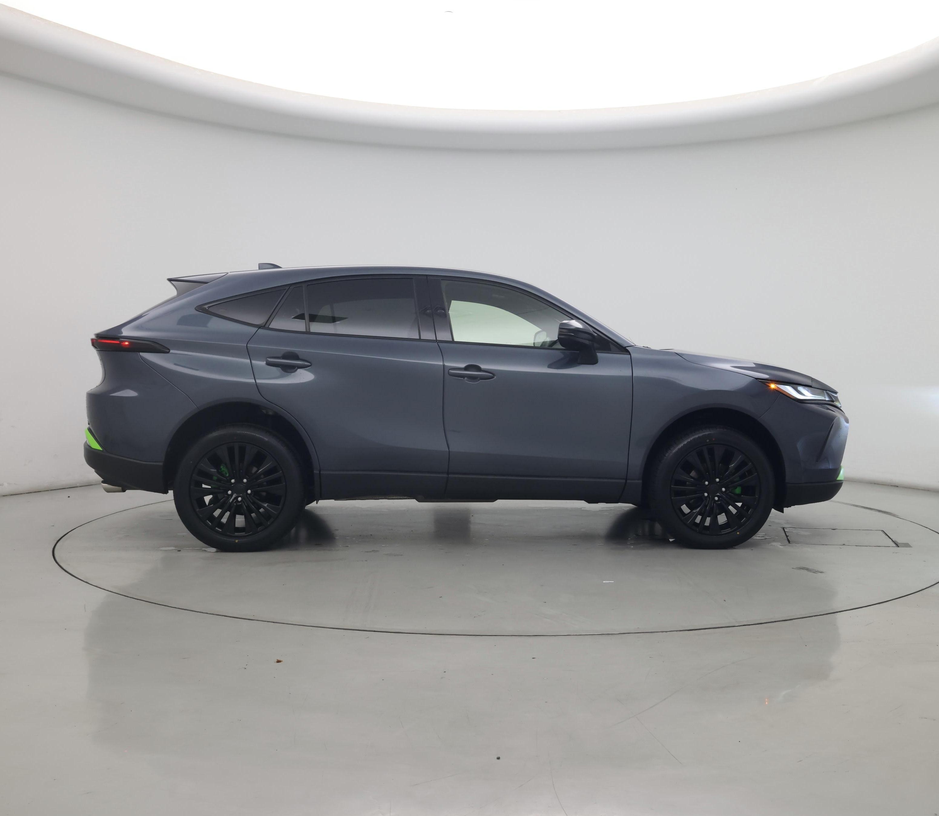 Thumbnail: 2022 Toyota Venza - 7