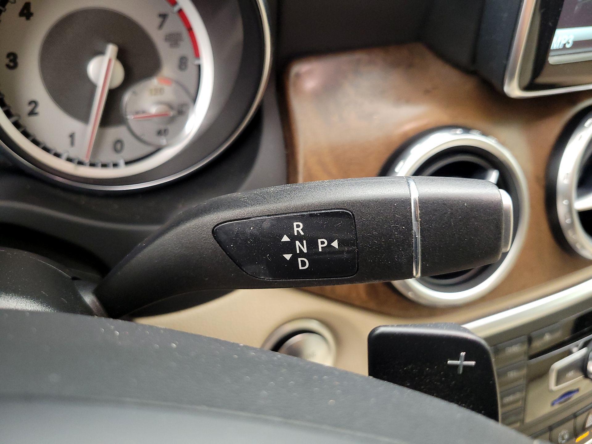 Thumbnail: 2015 Mercedes-Benz GLA - 18