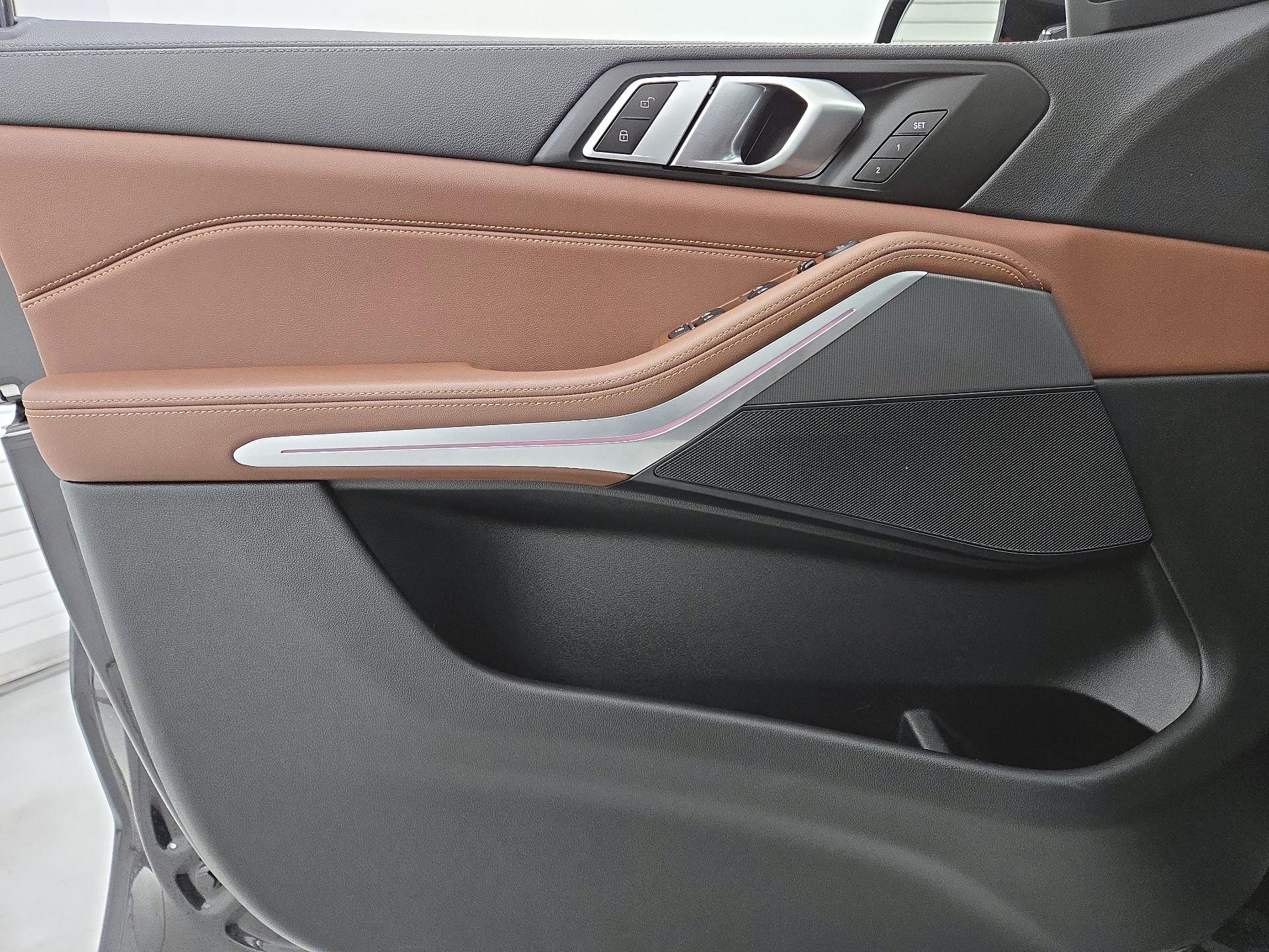 Thumbnail: 2023 BMW X5 - 12