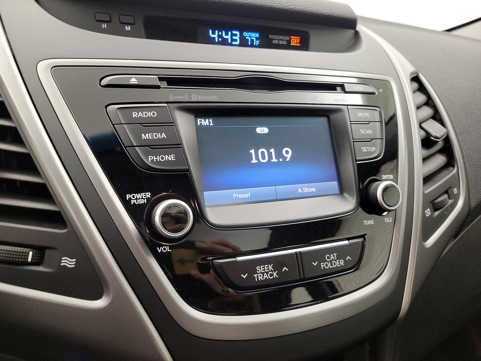 Thumbnail: 2016 Hyundai Elantra - 15